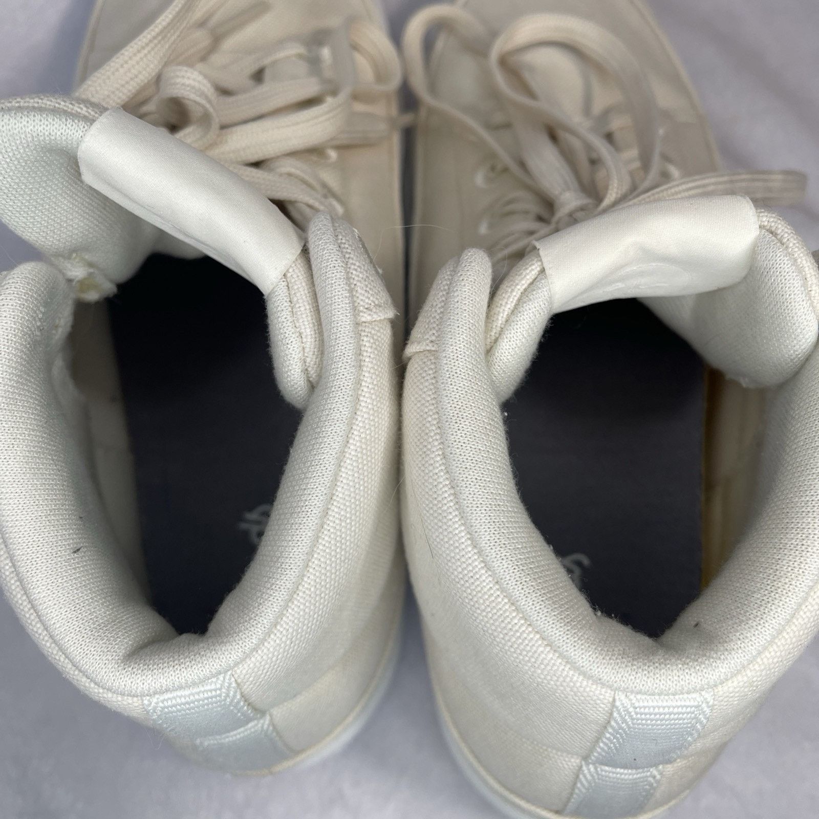 Allbirds Allbirds Canvas Mid Top Retro Sneaker, Natural Size 9 EUC! Size US 9 / IT 39 - 5 Thumbnail