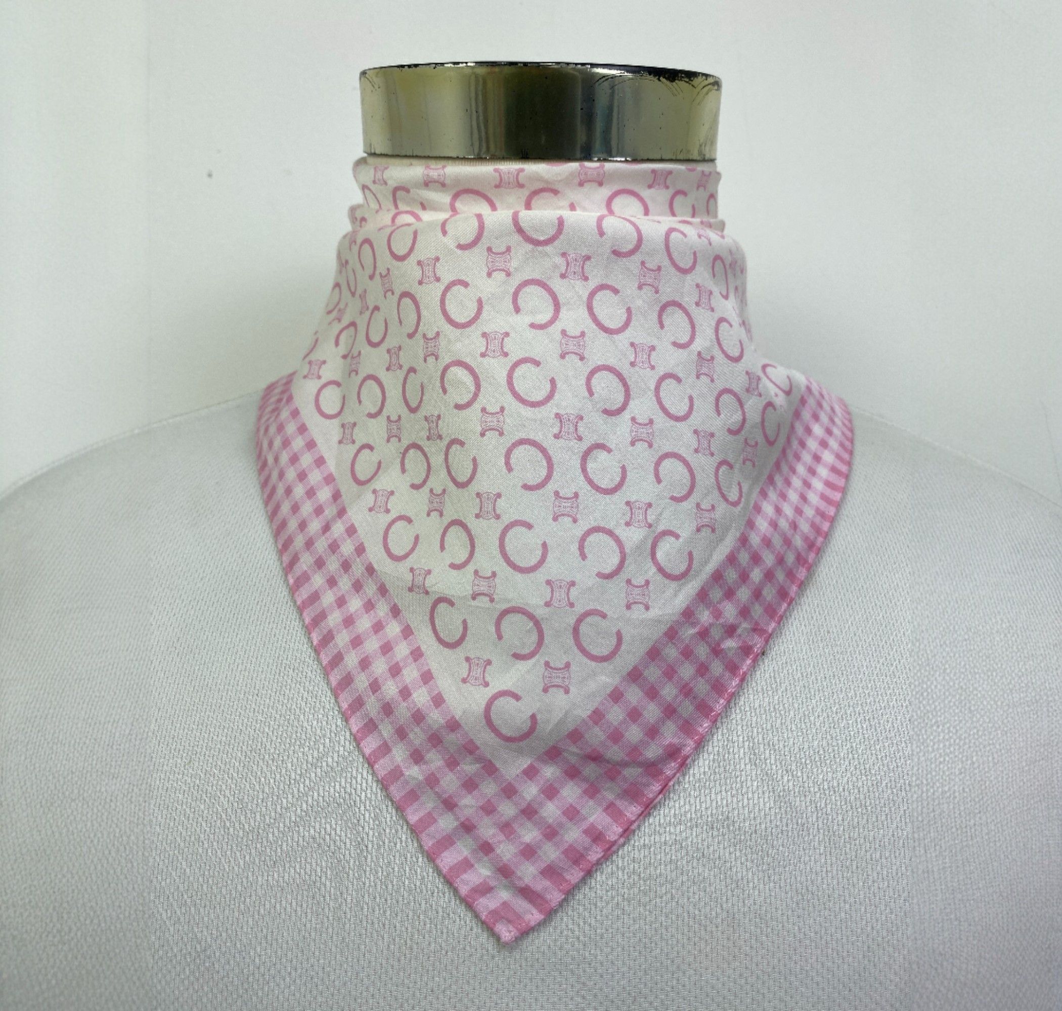 Celine Vintage Celine Handkerchief / Neckerchief HKC1072 Size ONE SIZE - 1 Thumbnail