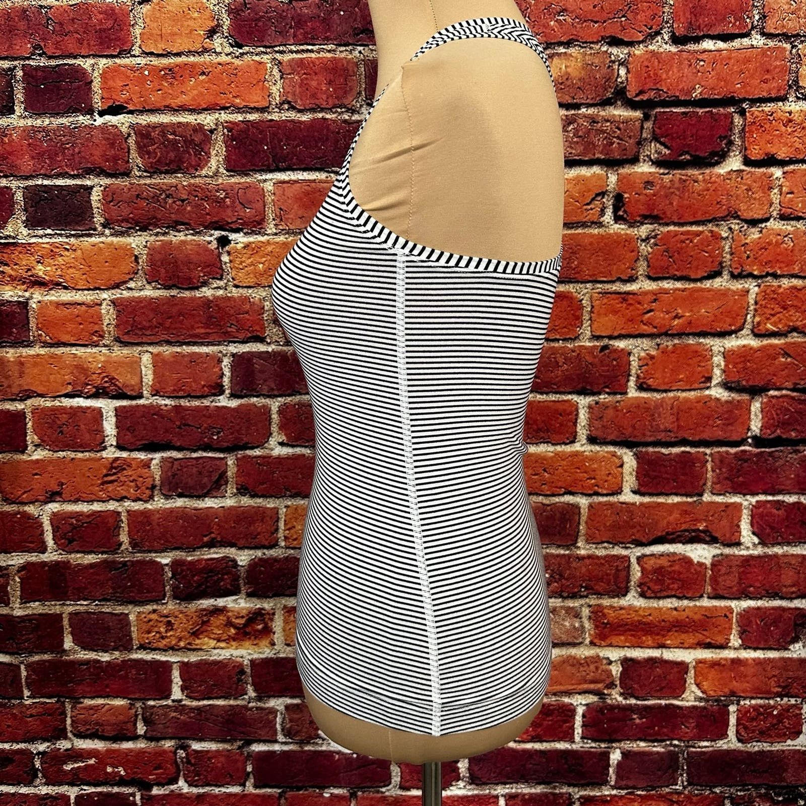Lululemon Lululemon Tank top Size S / US 4 / IT 40 - 2 Thumbnail