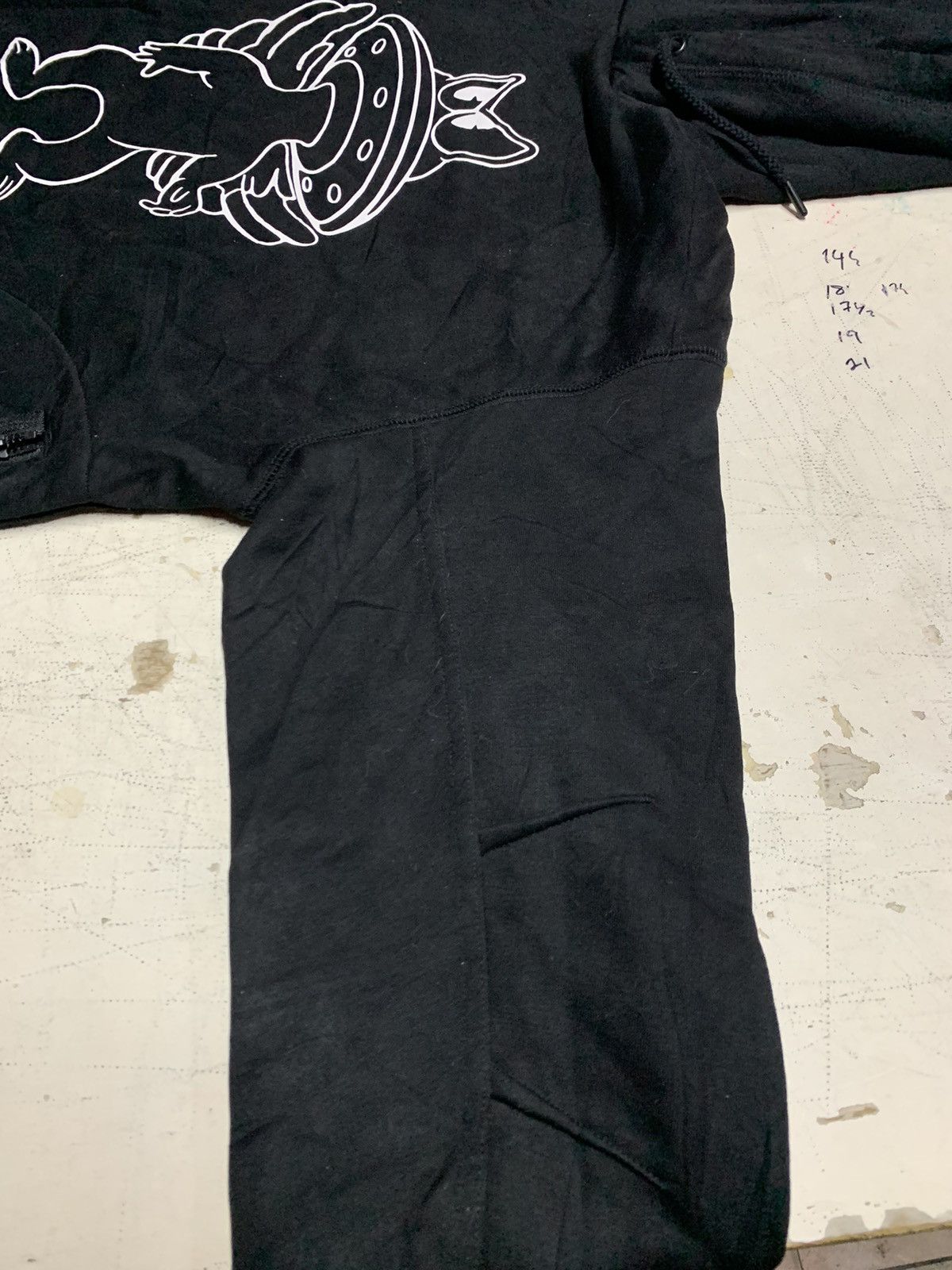 GU × Undercover Undercover x Gu hoodie big logo Size US M / EU 48-50 / 2 - 10 Thumbnail
