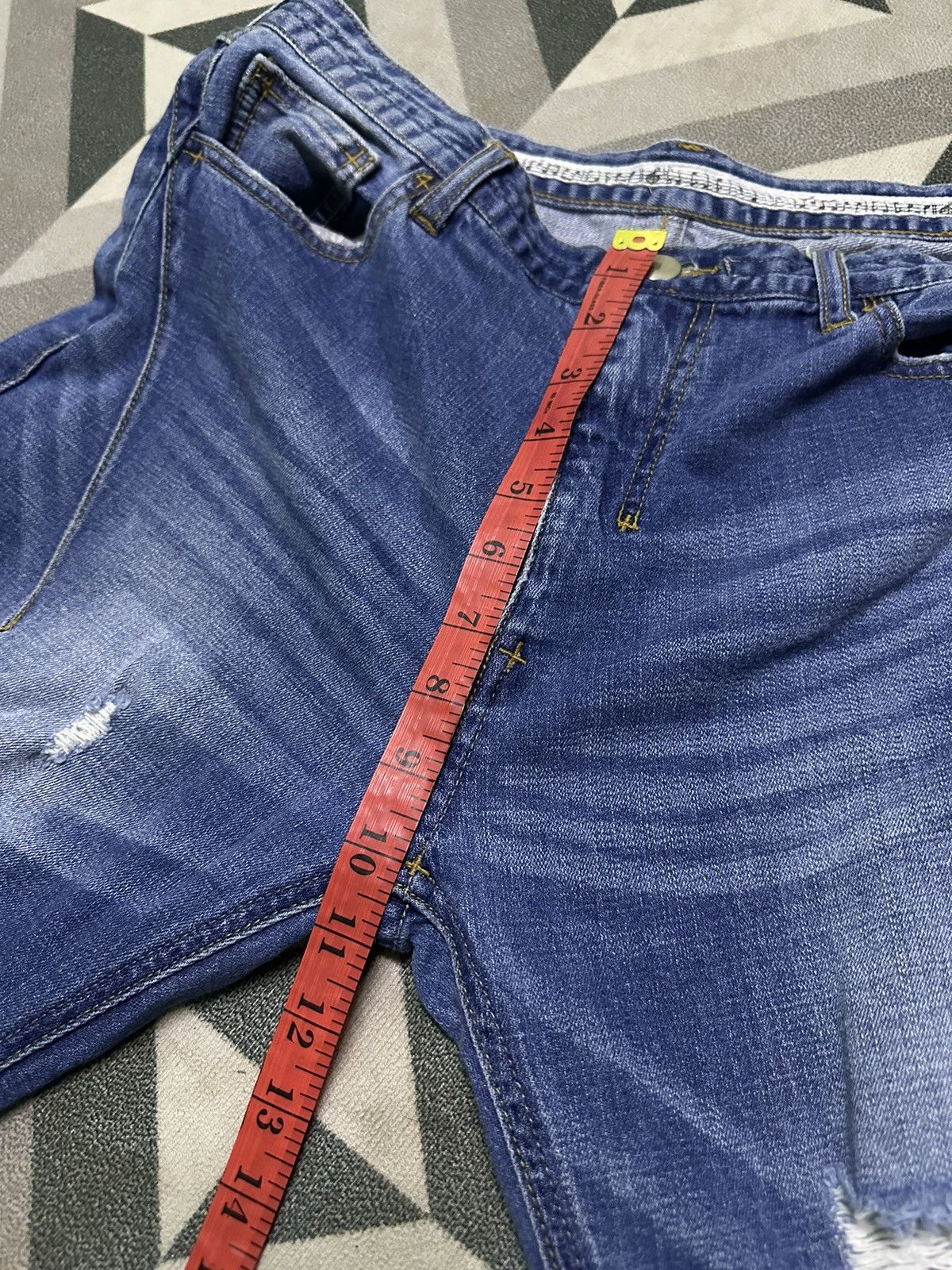 Number (N)ine Number nine distressed style denim jeans Size US 31 - 16 Thumbnail
