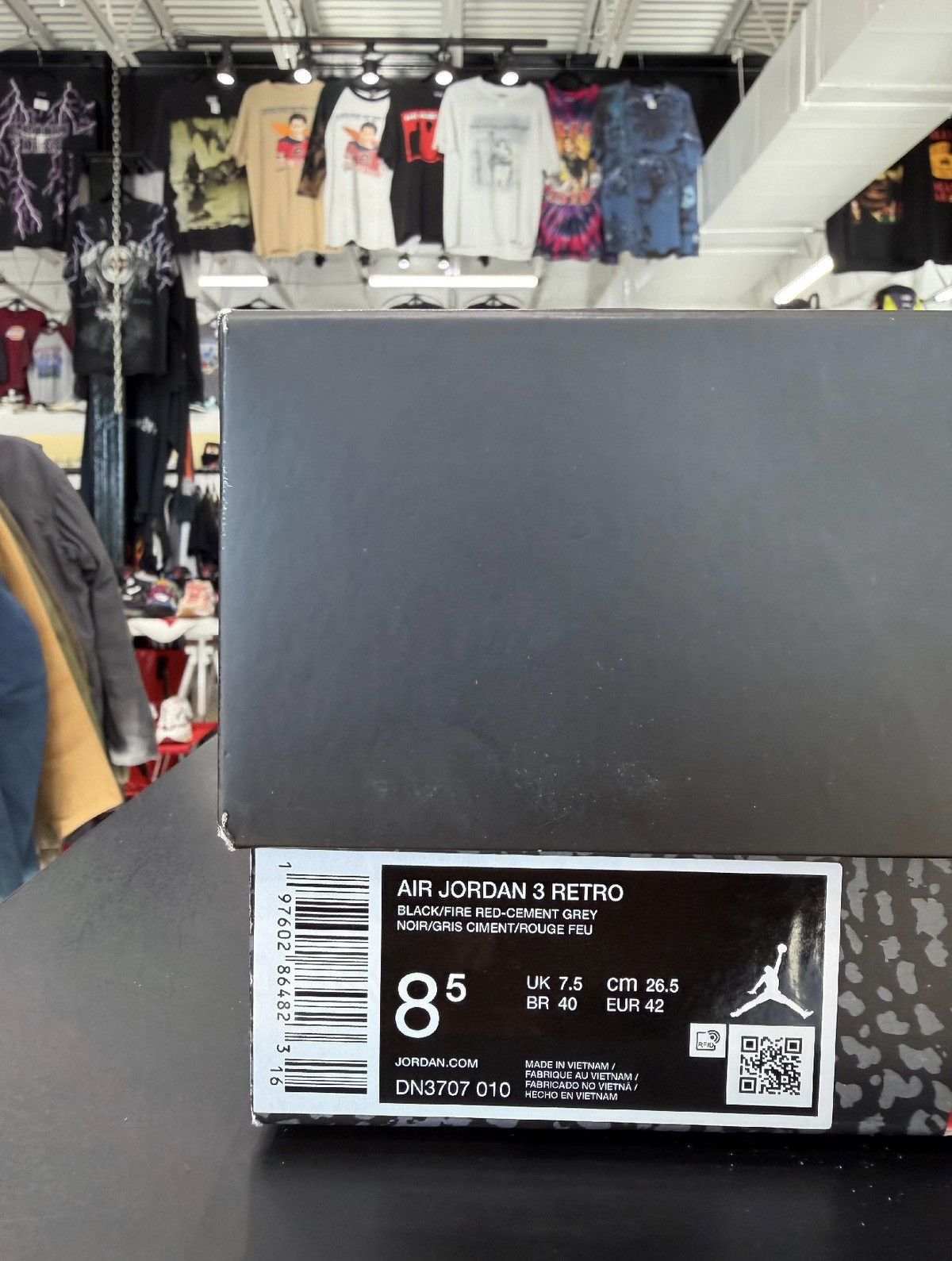 Jordan Brand Air Jordan 3 Black Cement Size 8.5 (2024) Size US 8.5 / EU 41-42 - 12 Thumbnail