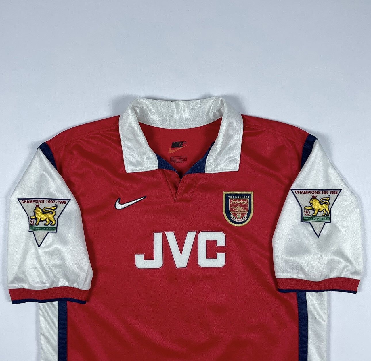 Nike Vintage nike Arsenal soccer jersey 17 Petit rare size S Size US S / EU 44-46 / 1 - 4 Thumbnail
