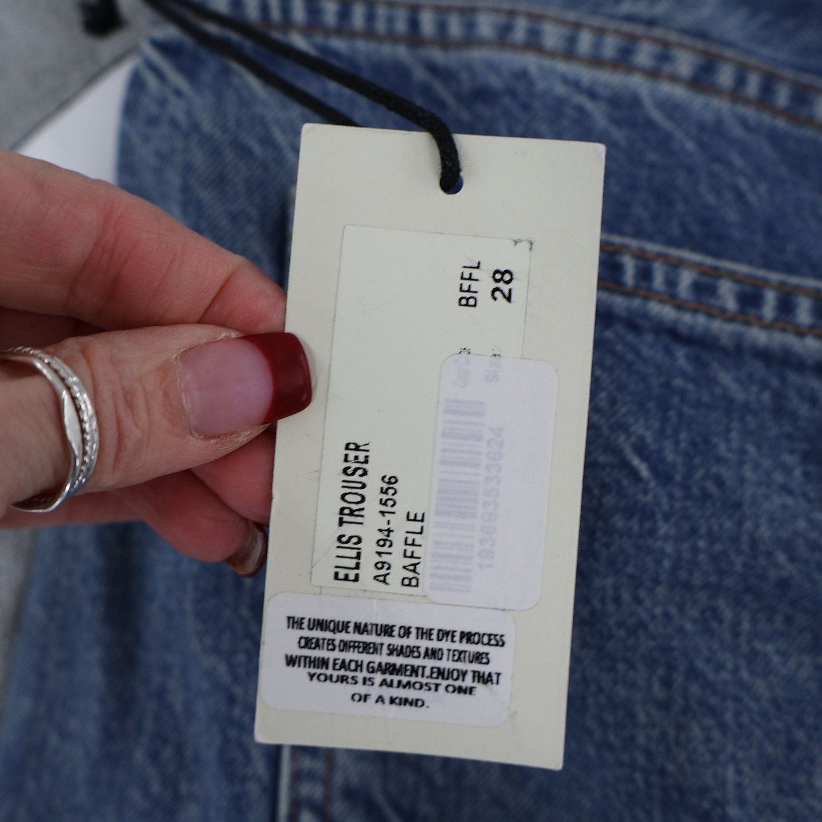 Agolde AGOLDE Ellis Trouser Wide Leg Pleated Jeans Womens 28 NWT Size 28" / US 6 / IT 42 - 8 Thumbnail