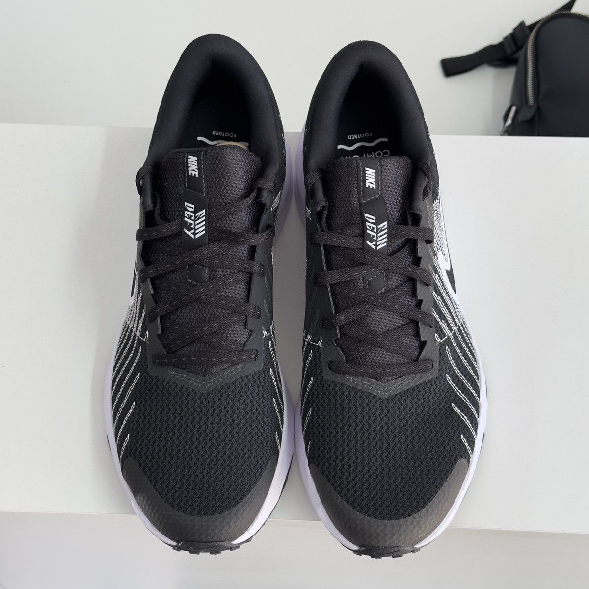 Nike Original Nike Run Defy sneakers HM9594-004 | US 10 / EU 44 Size US 10 / EU 43 - 5 Thumbnail