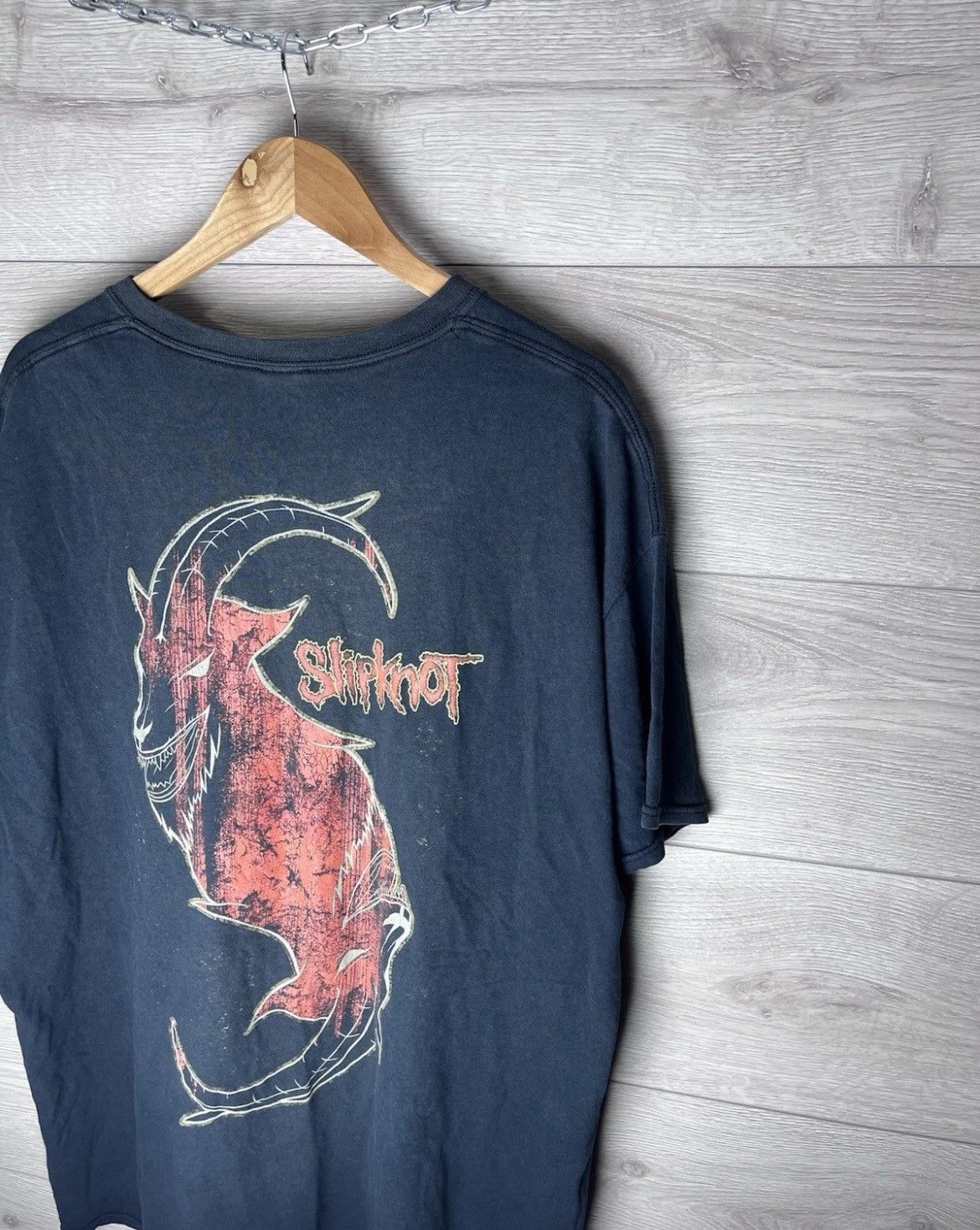 Gildan Mens vintage t-shirt slipnknot 2004 size xl rock merch Size US XL / EU 56 / 4 - 12 Thumbnail