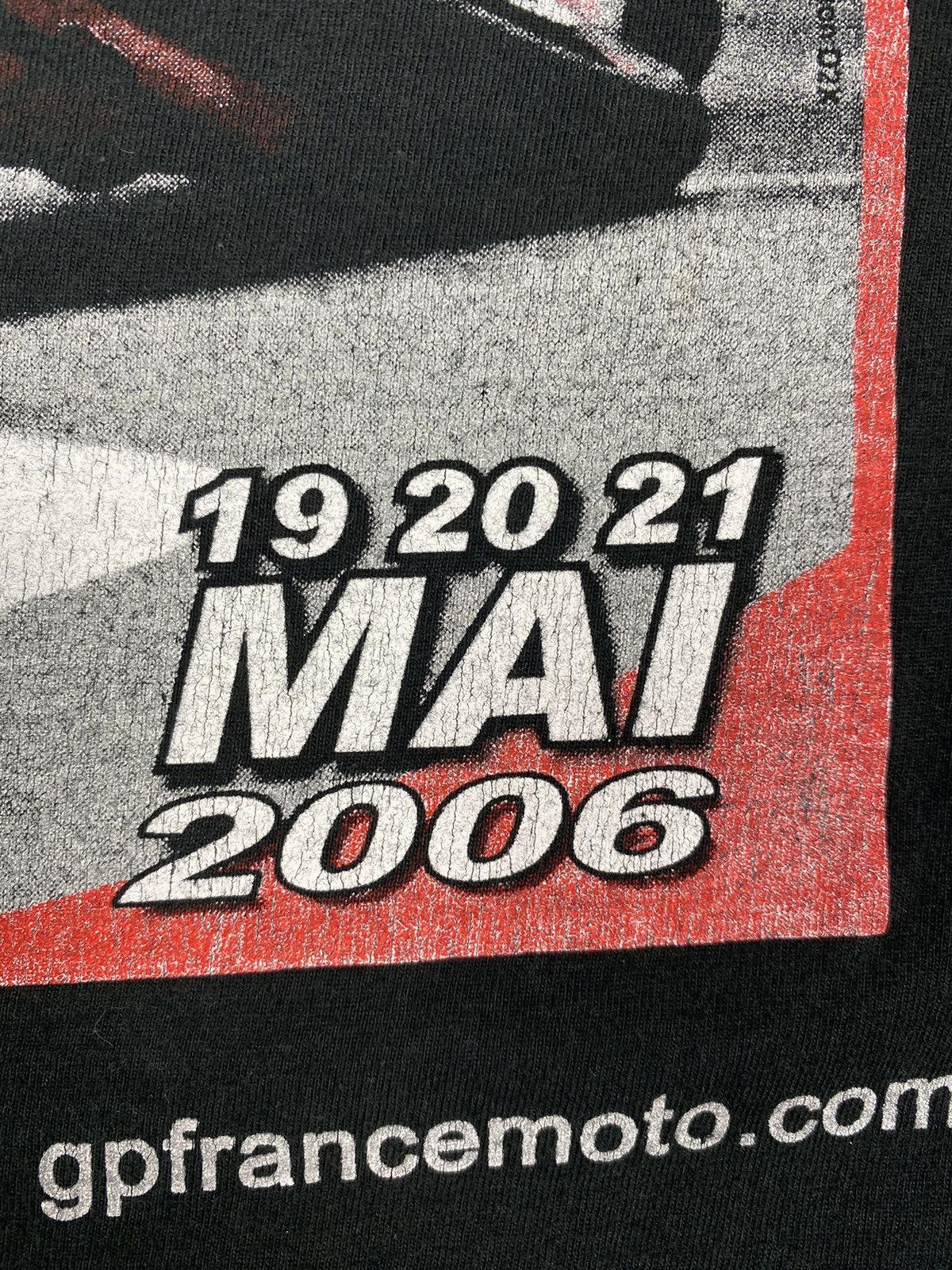 Vintage Vintage 00s Grand Prix De France Le Mans Racing Tee f1 y2k Size US L / EU 52-54 / 3 - 9 Thumbnail