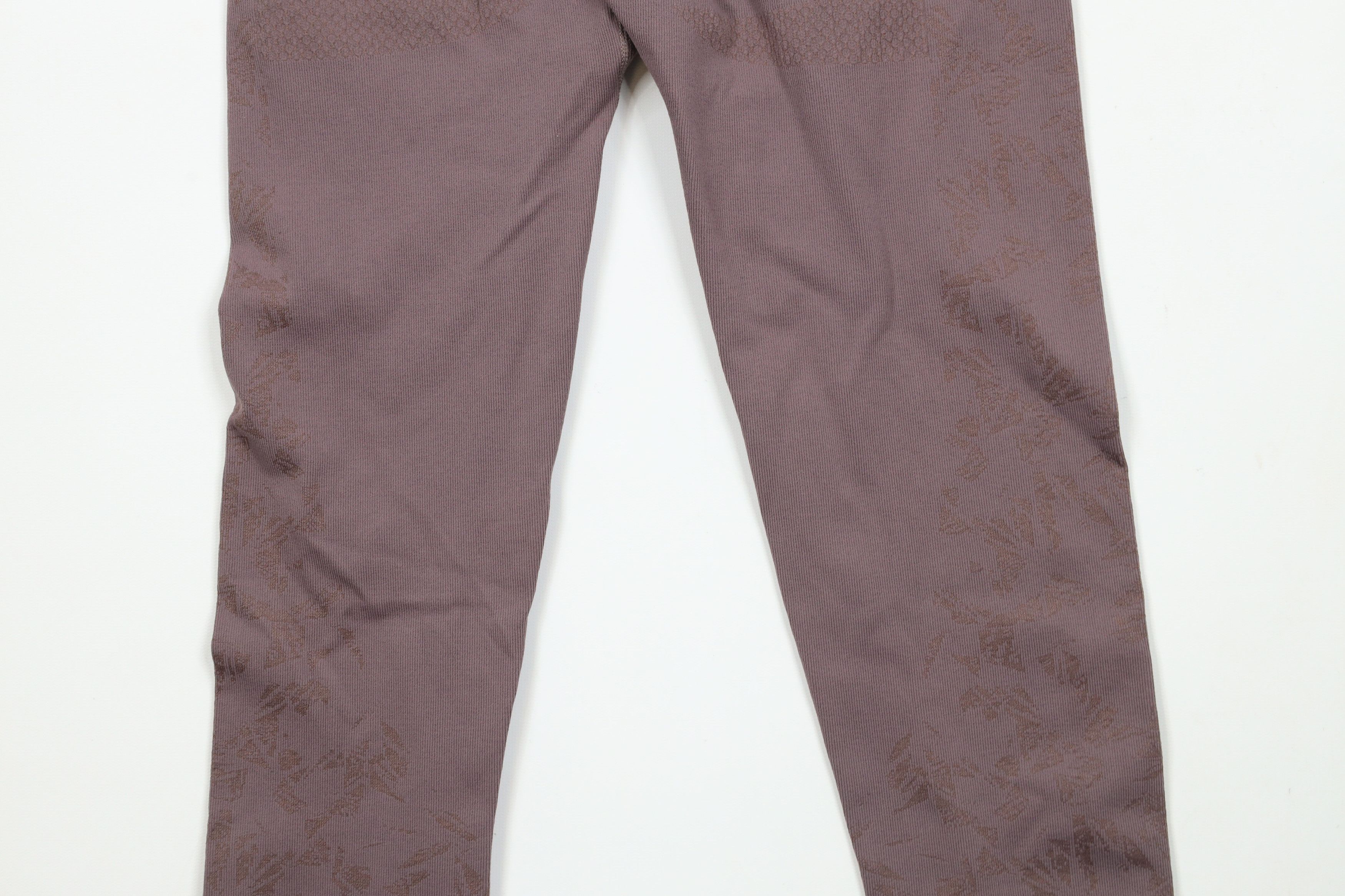 Gymshark × Vintage Gymshark Geometric Ribbed Spandex Gym Leggings Purple Size 26" / US 2 / IT 38 - 9 Thumbnail