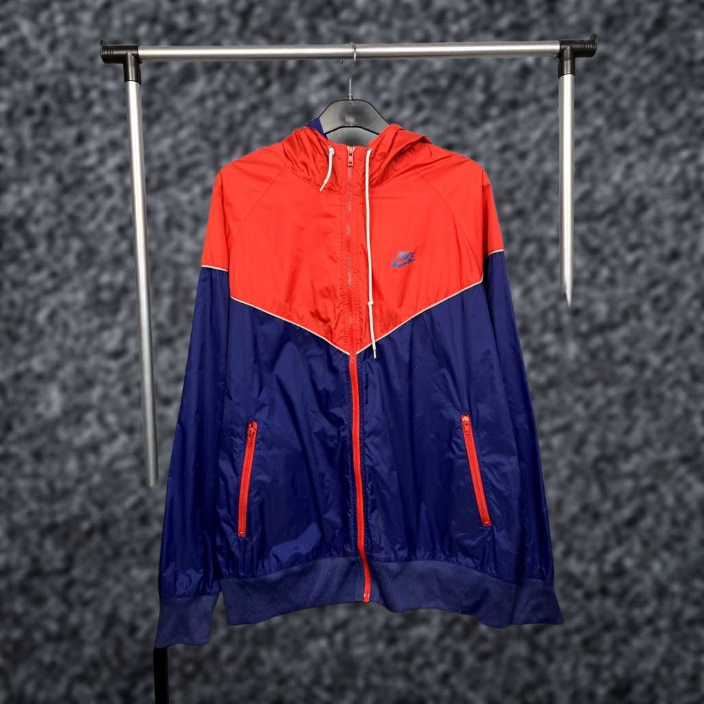 Nike Nike Windbreaker Jacket Mens XL Swoosh 90s Vintage Nylon Red Size US XL / EU 56 / 4 - 1 Thumbnail