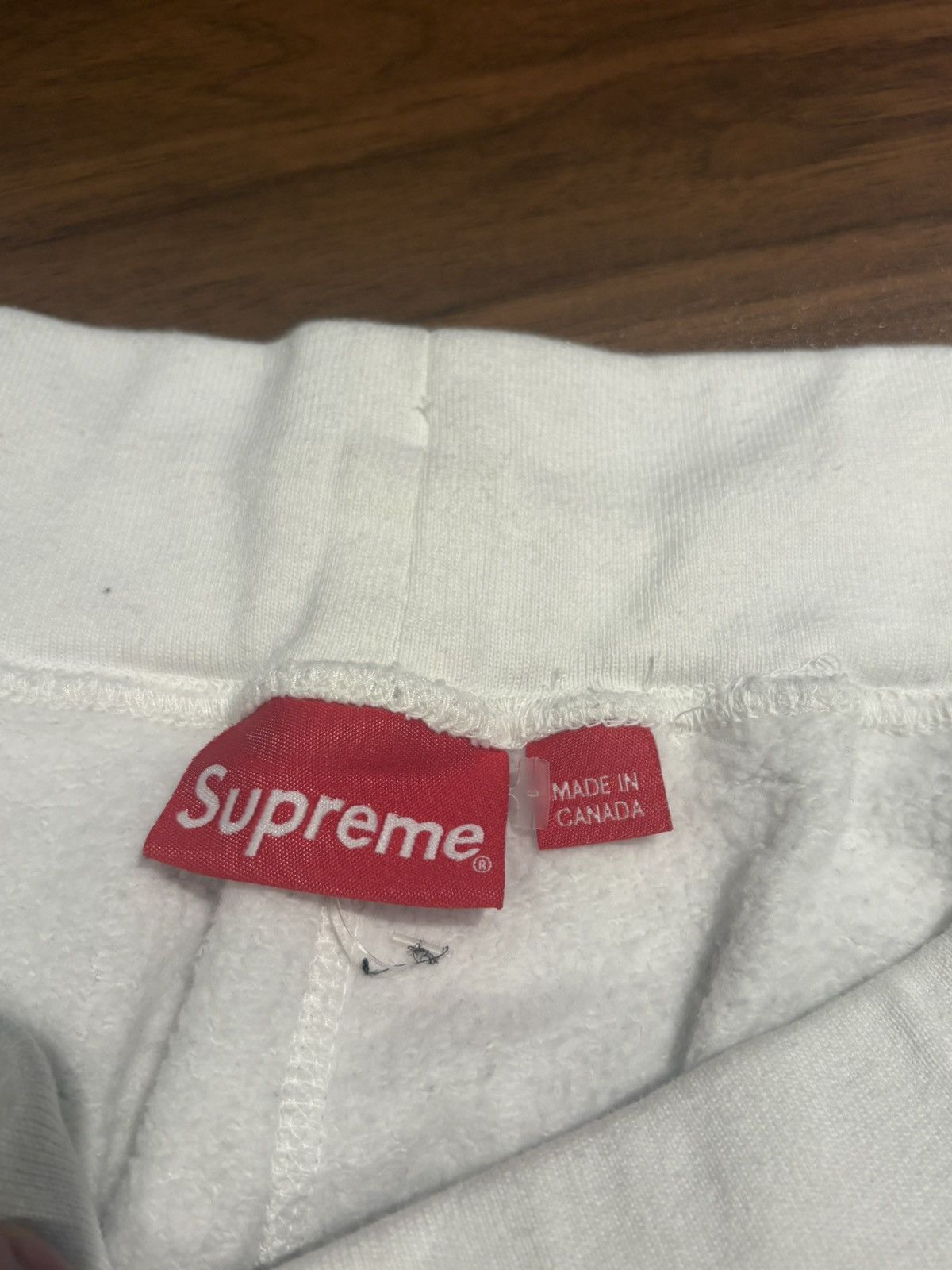 Supreme × Swarovski Supreme x Swarovski rainbow S crystal sweatpants size M Size US 32 / EU 48 - 4 Thumbnail
