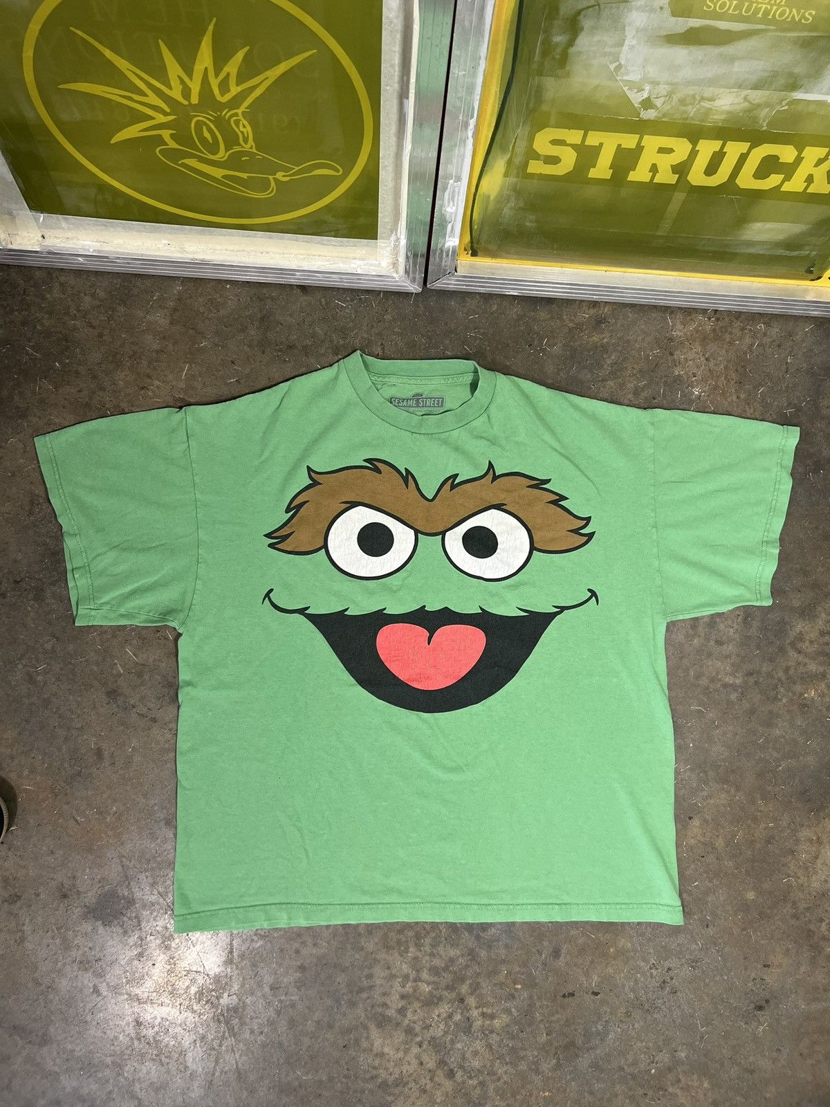 Other Oscar The Grouch Sesame Street T-Shirt XL Size US XL / EU 56 / 4 - 1 Thumbnail