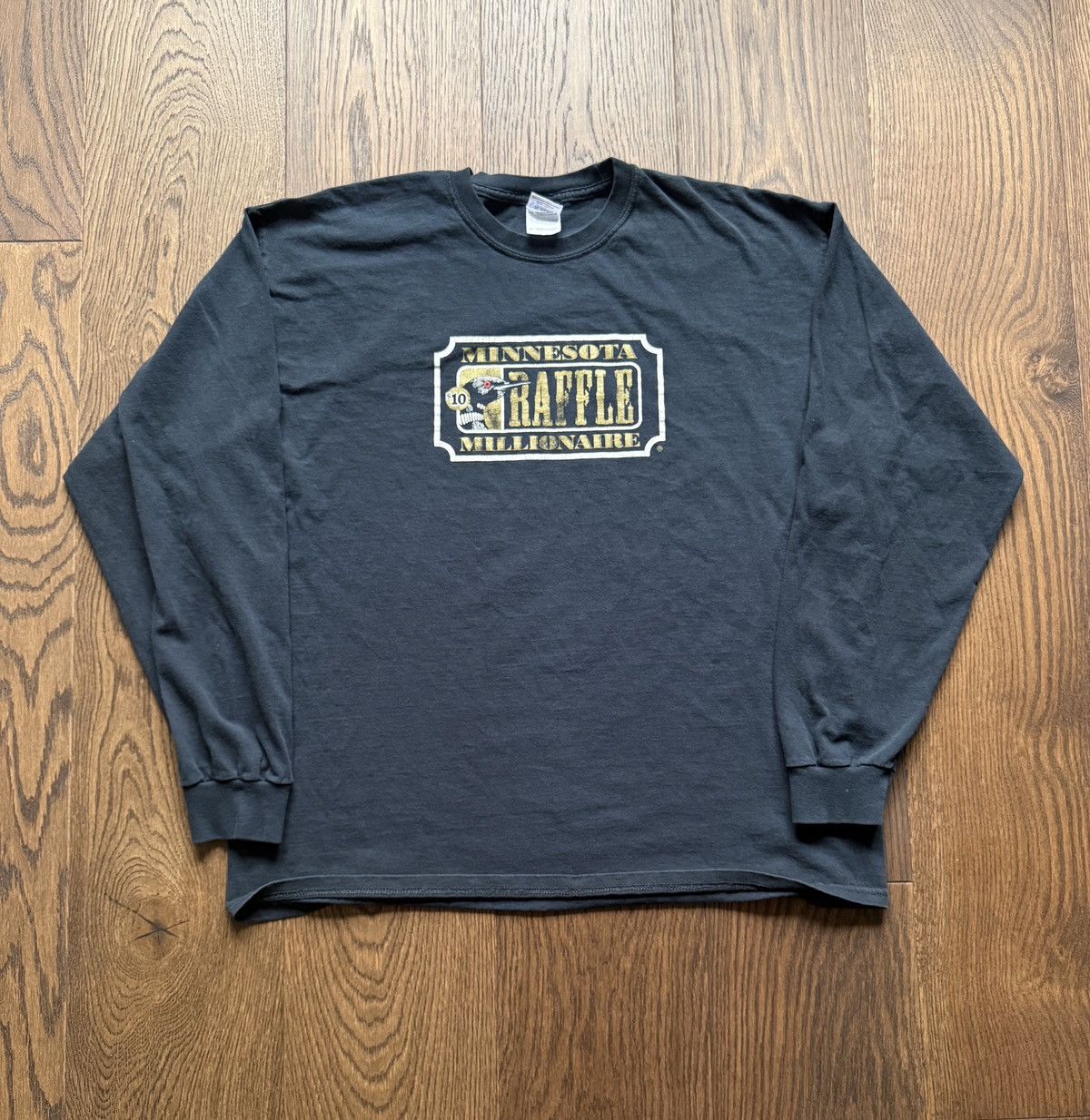 Vintage Vintage Y2K Minnesota Millionaire Lottery Graphic Tee Size US XL / EU 56 / 4 - 1 Thumbnail
