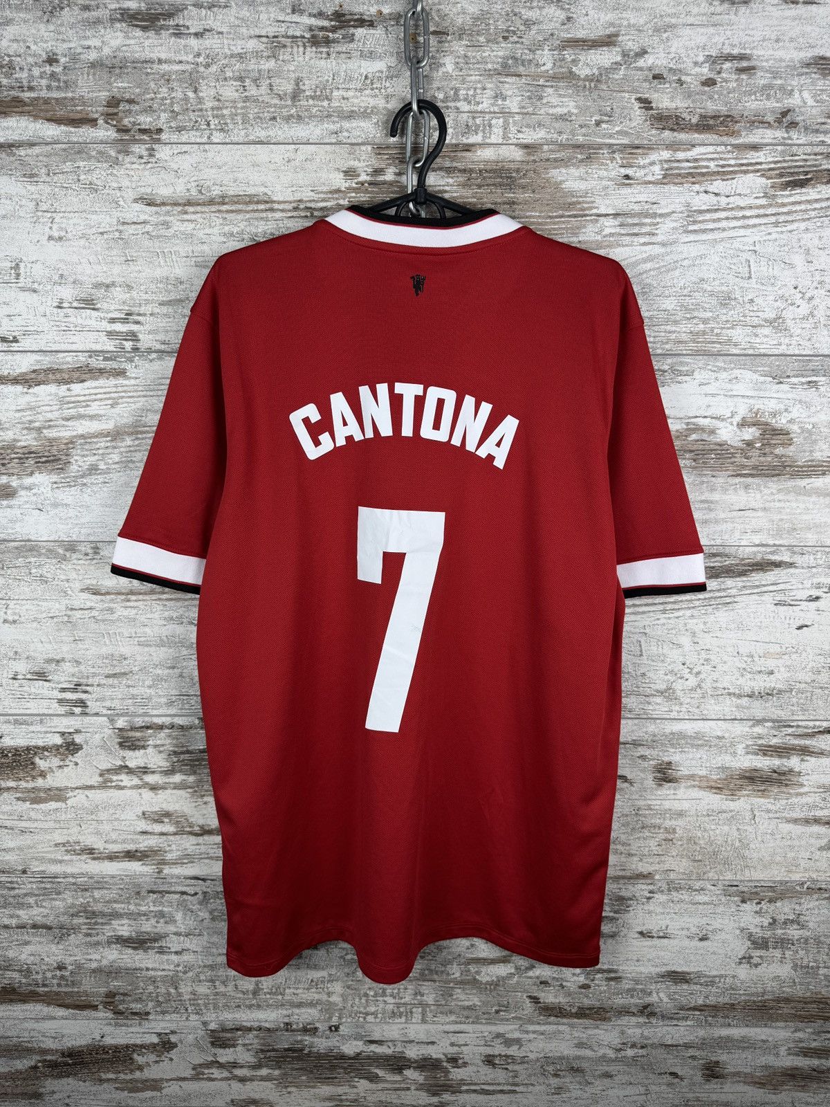 Vintage Mens Vintage Nike Manchester United Cantona 7 T-shirt jersey Size US XL / EU 56 / 4 - 2 Thumbnail