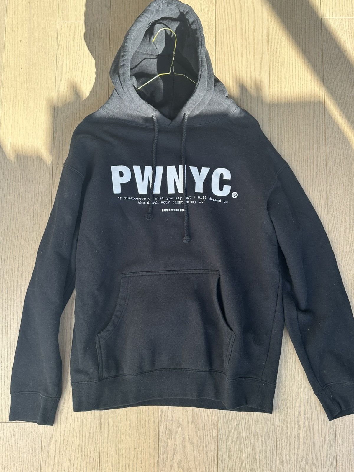 Vintage Paperwork NYC PWNYC Free Speech Hoodie Streetwear Size US M / EU 48-50 / 2 - 1 Thumbnail