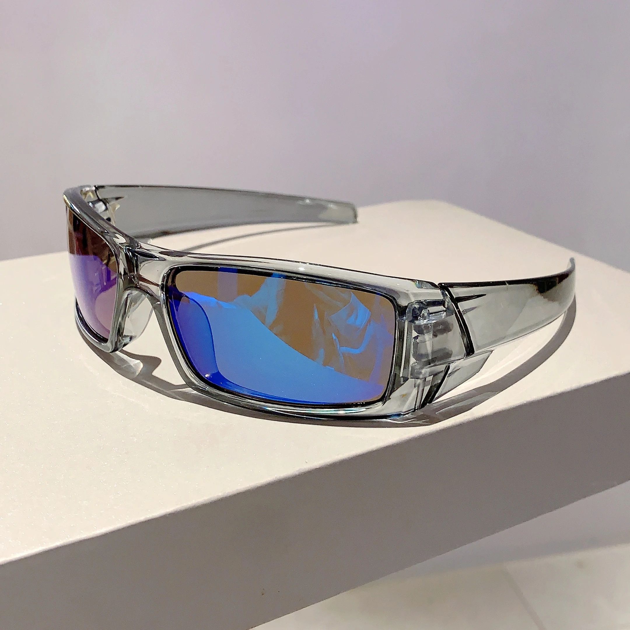 Vintage Cool Luxury Sunglasses Size ONE SIZE - 1 Thumbnail