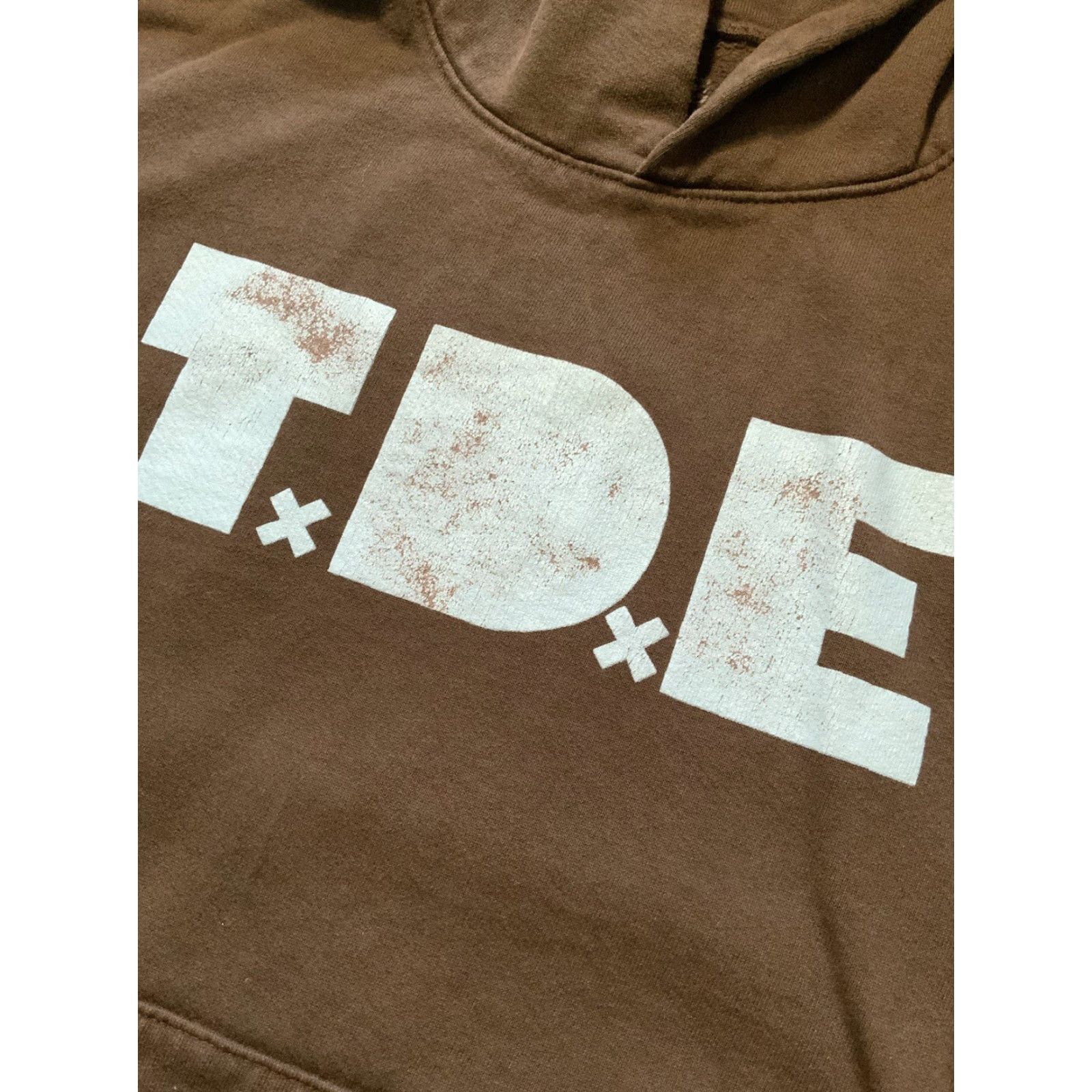 Vintage TDE Top Dawg Entertainment Brown Heavyweight Fleece Pullover Hoodie Sz. S Hoodie Mens Pullover Heavyweight Fleece Brown TDE Shirt? Size US S / EU 44-46 / 1 - 7 Thumbnail