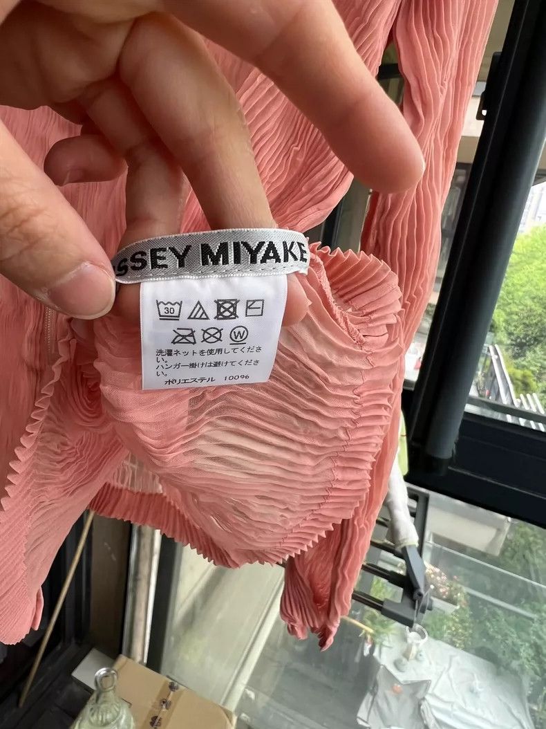 Issey Miyake Issey Miyake size:2 A pinkish-yellow main line willow card Size XS / US 0-2 / IT 36-38 - 3 Thumbnail