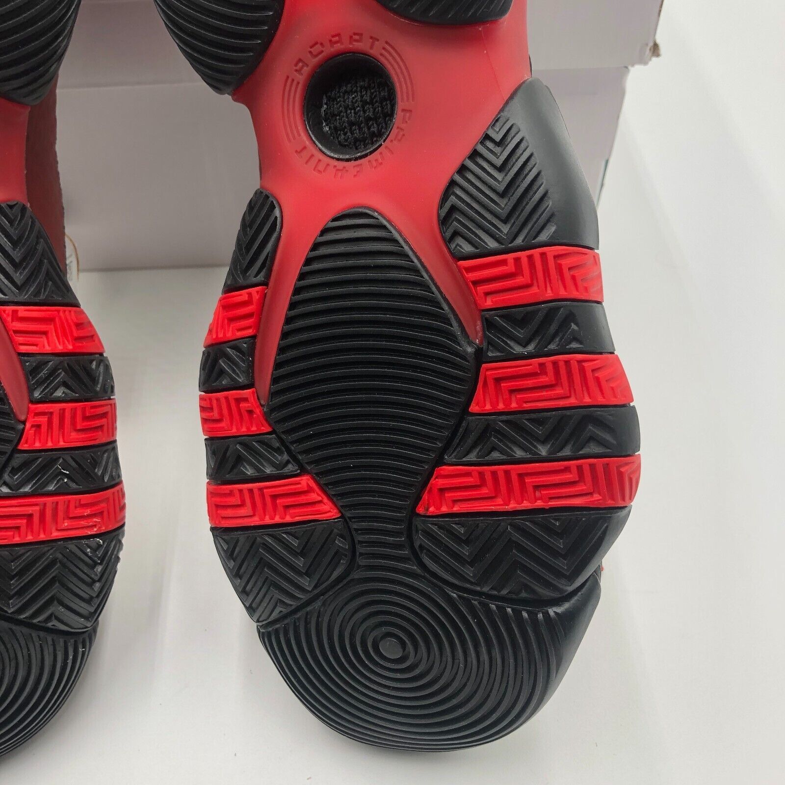 Adidas Adidas Trae Young 2 Men's Size 10 Hawks Black Red Size US 10 / EU 43 - 19 Thumbnail
