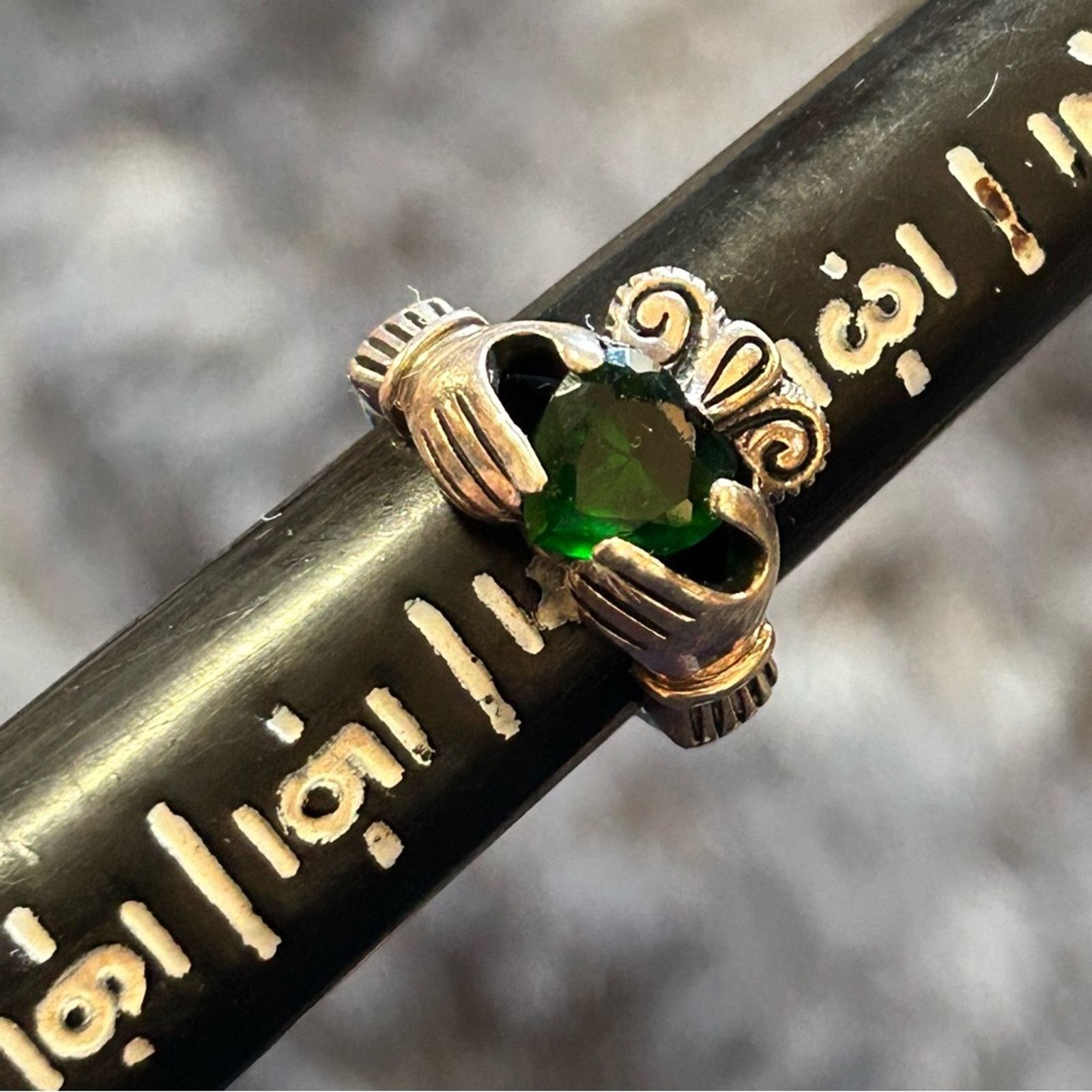 Vintage Vintage Irish green grossular garnet sterling claddagh ring Size ONE SIZE - 6 Thumbnail