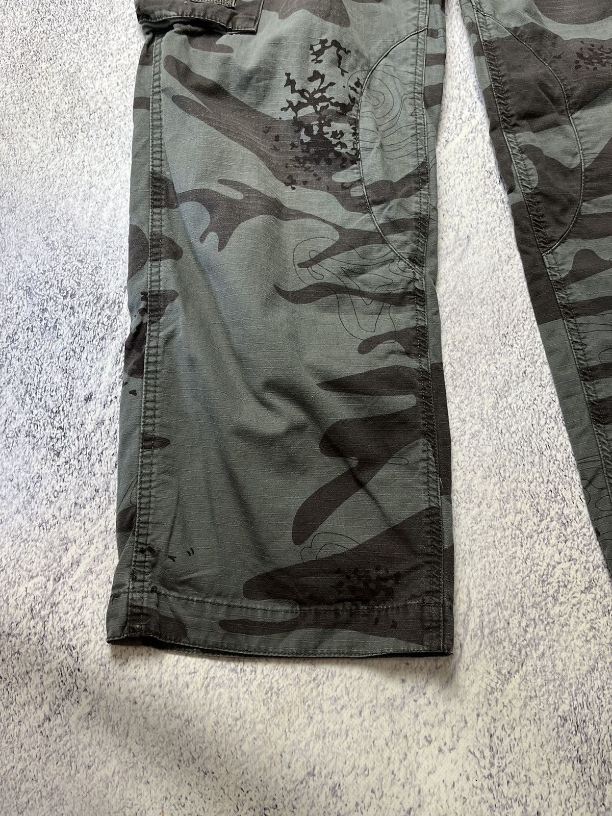 Japanese Brand VINTAGE FADED STREETWEAR CAMO CARGO PANTS Y2K Size US 32 / EU 48 - 12 Thumbnail