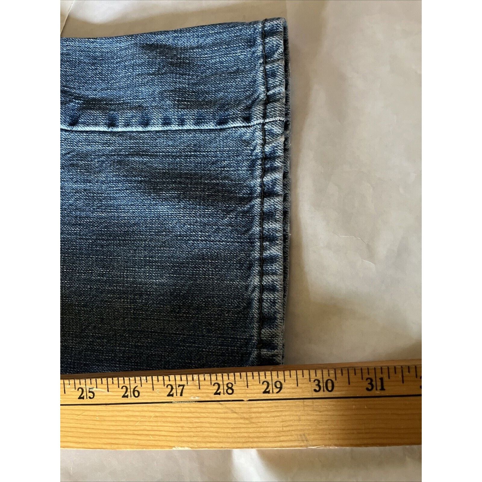 Levi's Levi’s 559 Jeans Mens 38x30 Blue Denim Outdoor Y2K Med Wash Size US 39 - 7 Thumbnail