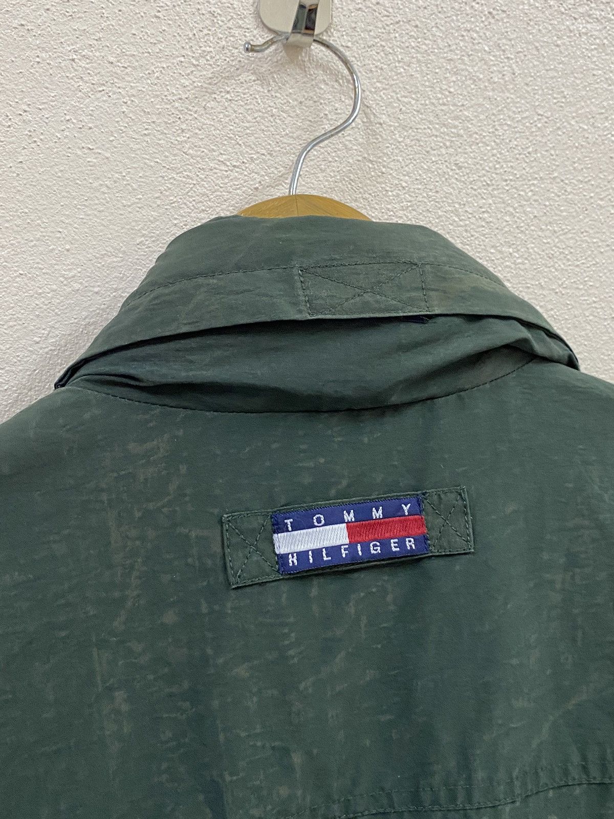 Tommy Hilfiger Tommy Hilfiger Jacket Vtg Size US M / EU 48-50 / 2 - 13 Thumbnail