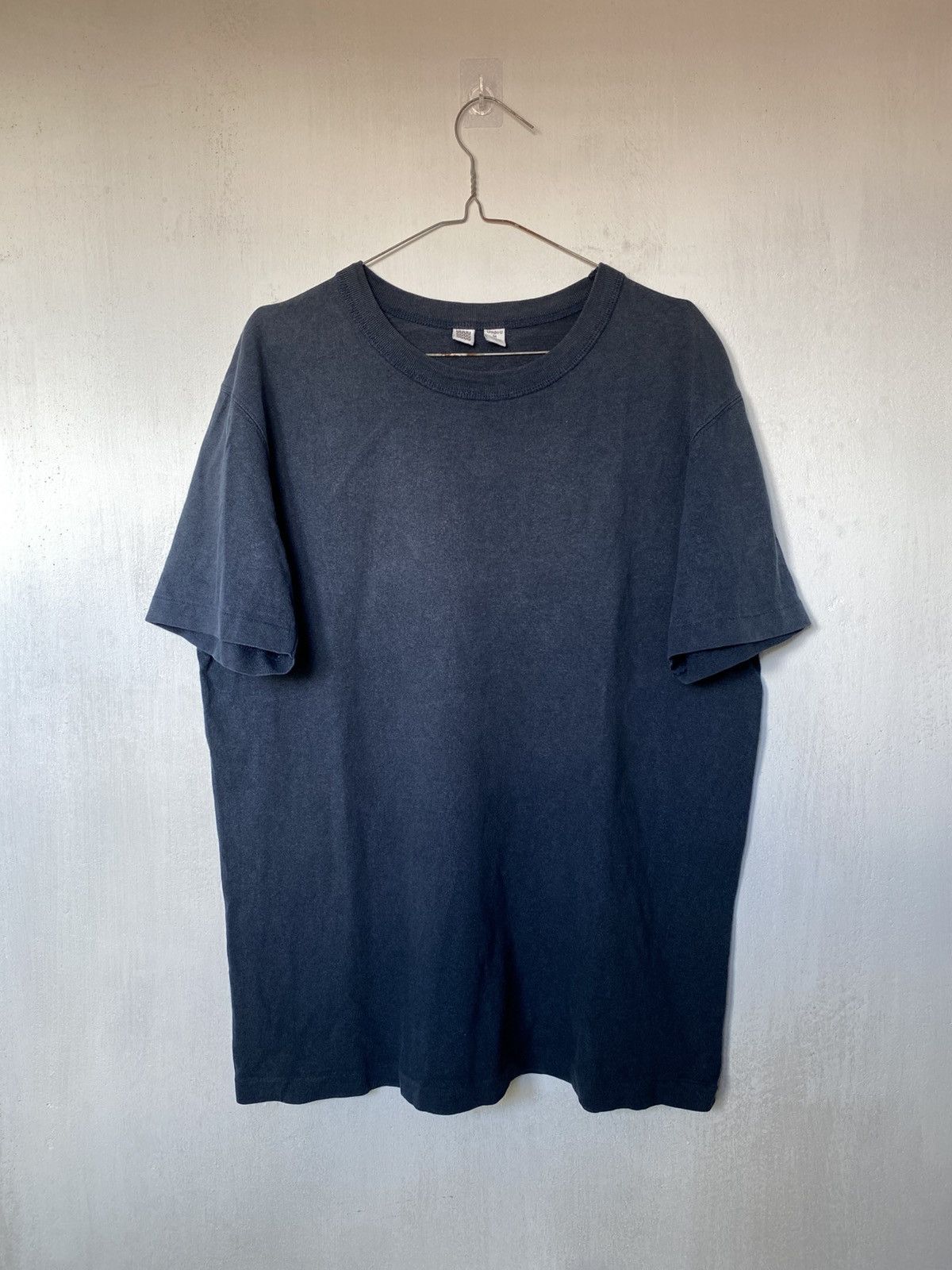 Christophe Lemaire × Lemaire × Uniqlo Vintage Faded Lemaire x Uniqlo Japanese Brand Tshirt Size US M / EU 48-50 / 2 - 1 Thumbnail