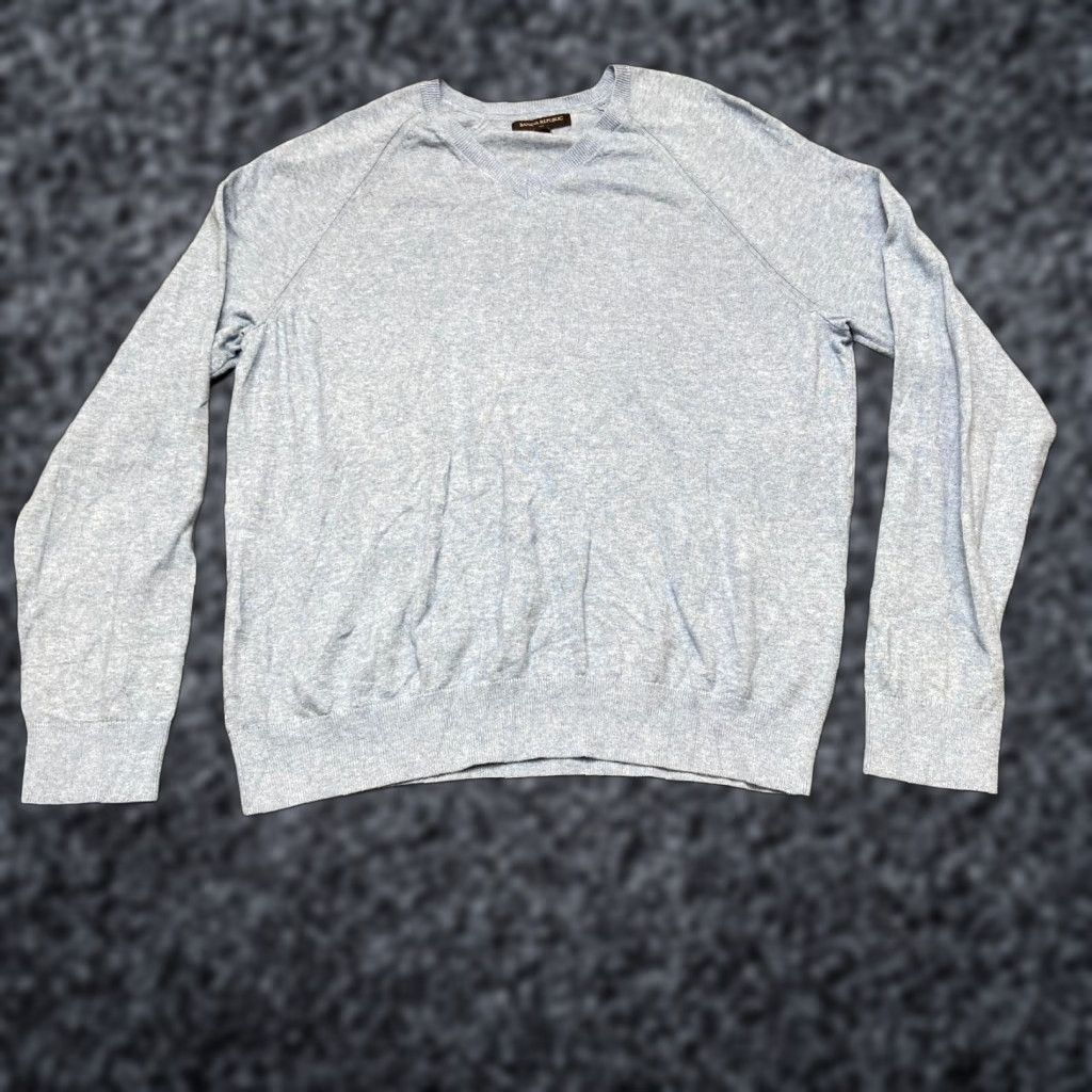 Banana Republic Banana Republic Sweater Men's Blue Large Cotton V-Neck Knit Raglan Long Sleeve Pullover Casual Cozy Knitwear Outdoors Modern Fall Winter Size US L / EU 52-54 / 3 - 1 Thumbnail