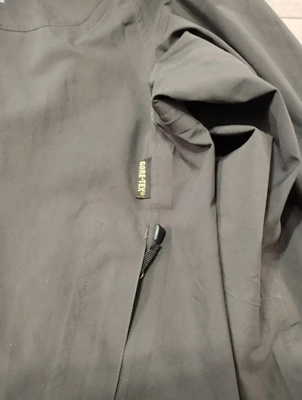 Tilak Tilak Bora Gore Tex jacket outdoor gorpcore size S Size US S / EU 44-46 / 1 - 4 Thumbnail
