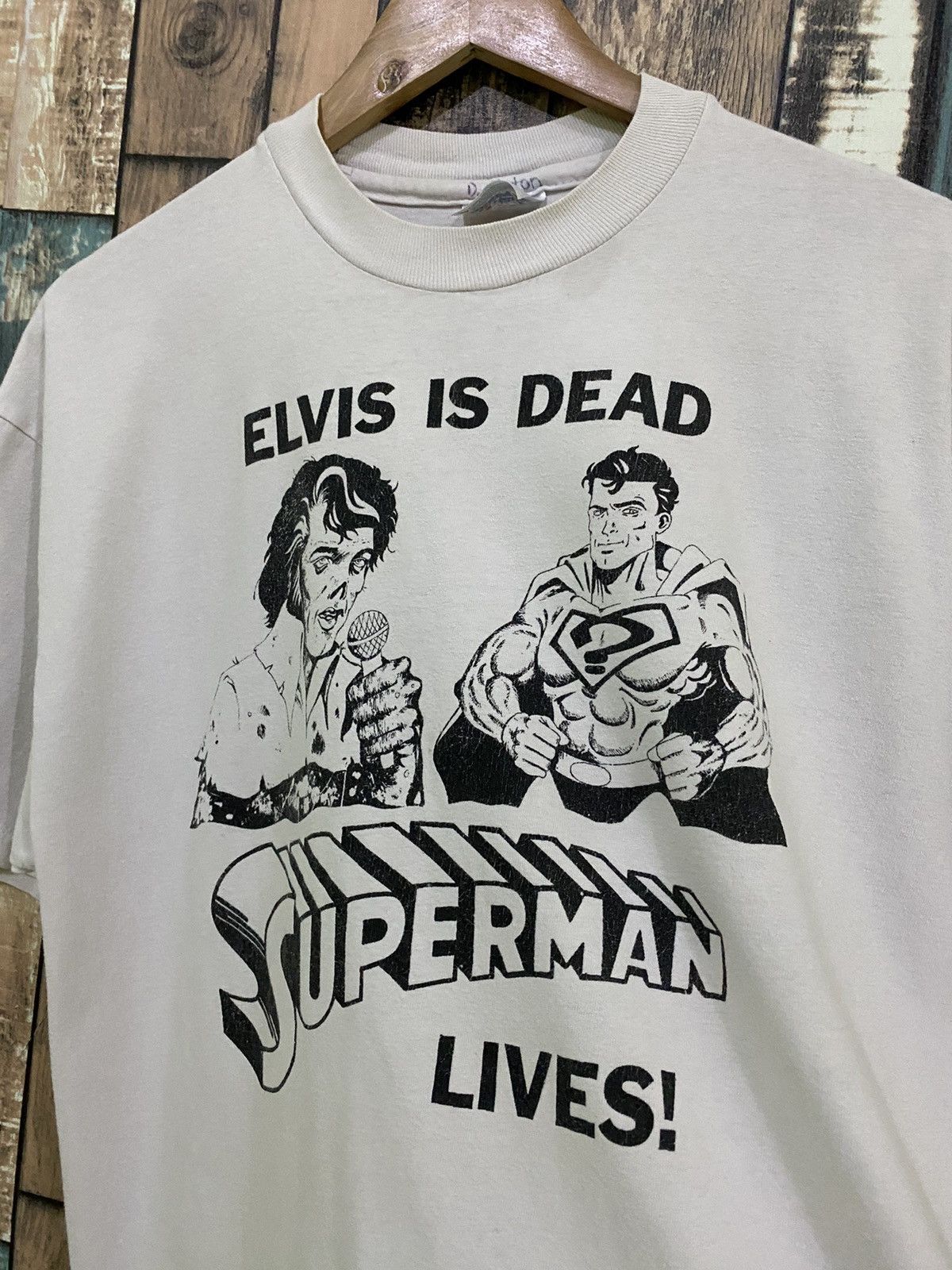 Band Tees × DC Comics Rare Vintage Superman X Elvis Presley T Shirt Size US L / EU 52-54 / 3 - 2 Thumbnail