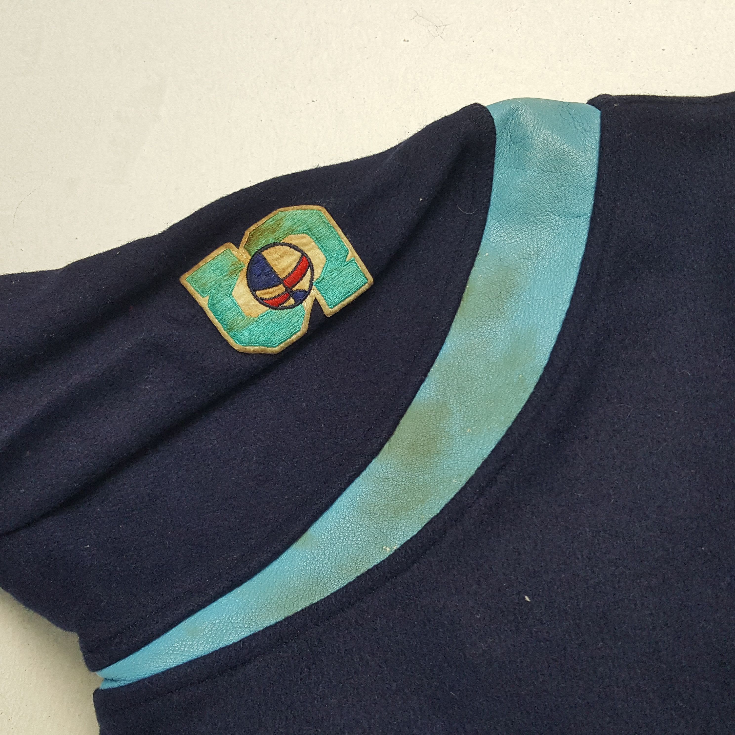 Vintage Vintage Eightys Basketball Team Sport Varsity Jacket Size US S / EU 44-46 / 1 - 8 Thumbnail