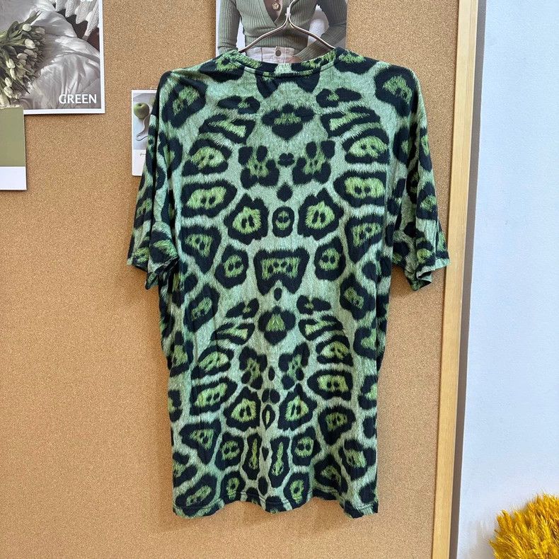 Givenchy Givenchy Green Leopard Print Short Sleeve T-Shirt, Super C Size US M / EU 48-50 / 2 - 2 Thumbnail