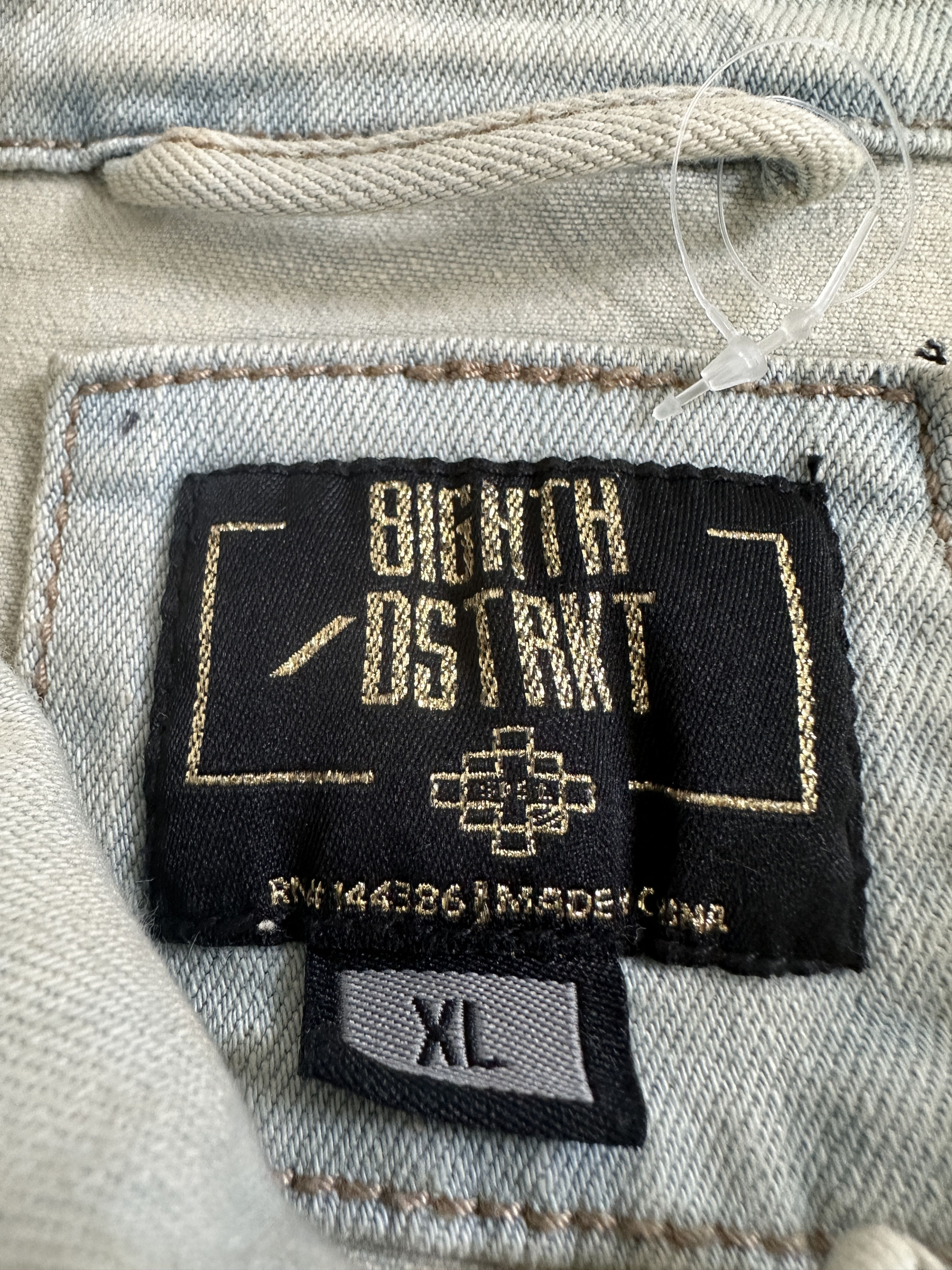 Vintage Vintage Distressed Custom Embroidered Denim Jacket Size US XL / EU 56 / 4 - 5 Thumbnail