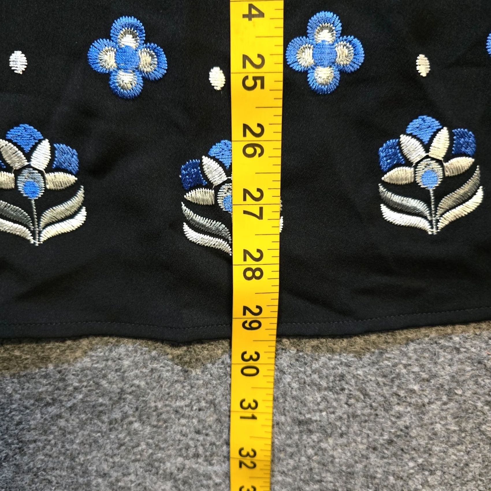Bob Mackie Mackie Top Women 2X Black Blue Floral Embroidery Casual Classic Shirt Long Sleeve Regular Size Type Plus Size XXL / US 16-18 / IT 52-54 - 7 Thumbnail