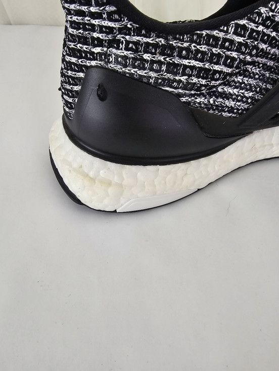 Adidas Adidas Ultra Boost 4.0 Cookies & Cream 2.0 Running Sneaker Size US 8 / EU 41 - 11 Thumbnail