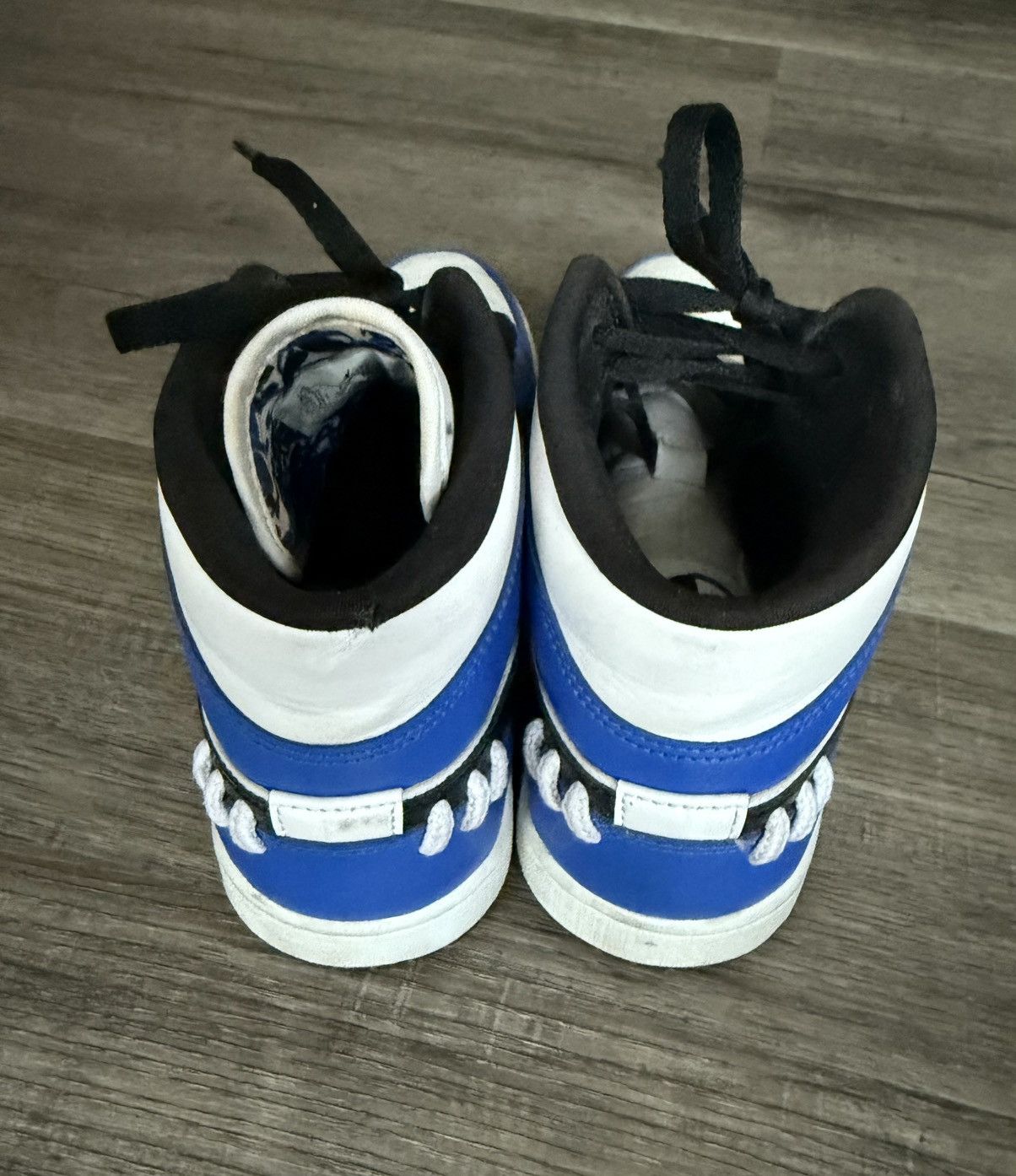 Jordan Brand × Nike jordan 1 mid ‘sisterhood’ Size US 8.5 / IT 38.5 - 4 Thumbnail