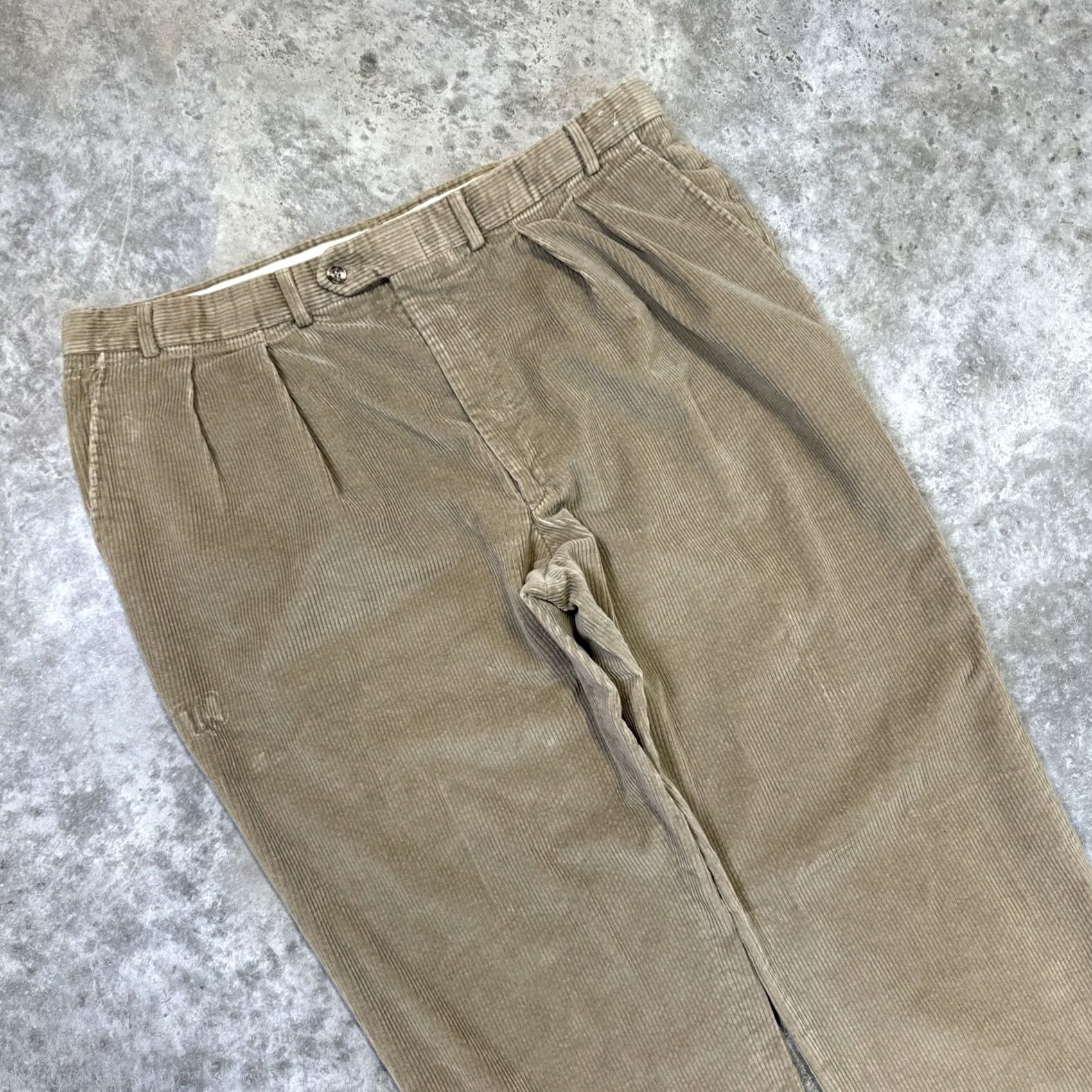 Vintage VINTAGE L.L. Bean Pants Mens 40x33 Corduroy 90s USA Made Tan Brown Outdoors Size US 40 / EU 56 - 4 Thumbnail