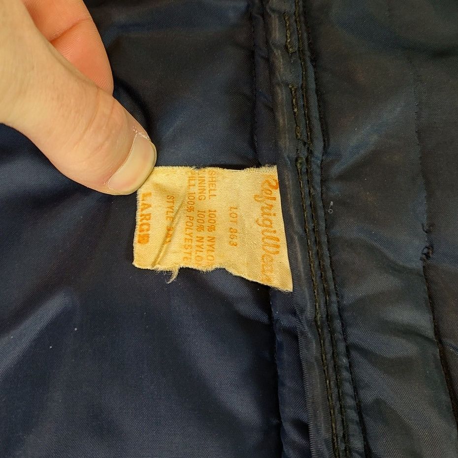 Refrigiwear VINTAGE RefrigiWear Jacket Mens L Navy Blue Puffer Size US L / EU 52-54 / 3 - 11 Thumbnail
