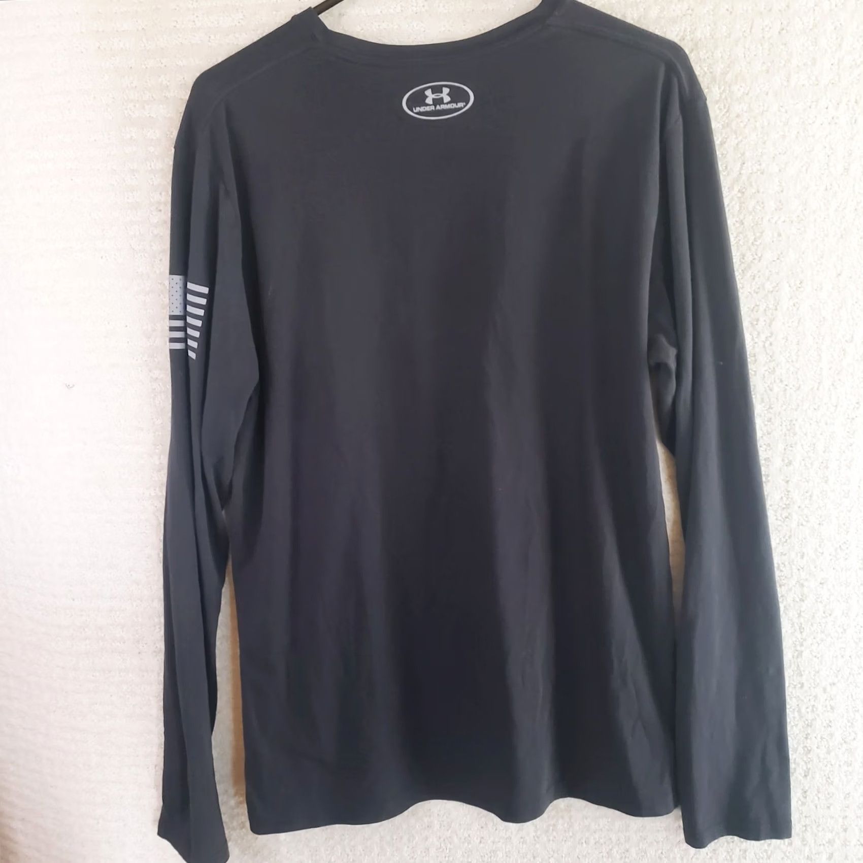 Under Armour Under Armour Shirt Men's M Black Long Sleeve Tee Camo Letters Logo Heatgear Jersey Crew Neck Size US M / EU 48-50 / 2 - 7 Thumbnail