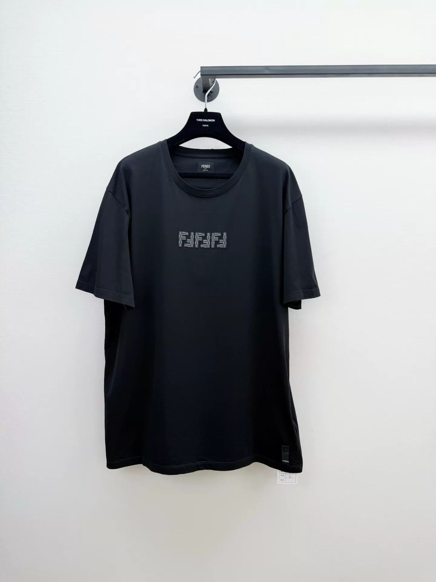 Fendi Fendi Men's Short Sleeve TEE XXXL 120/76 New Authentic Size US XXL / EU 58 / 5 - 1 Thumbnail