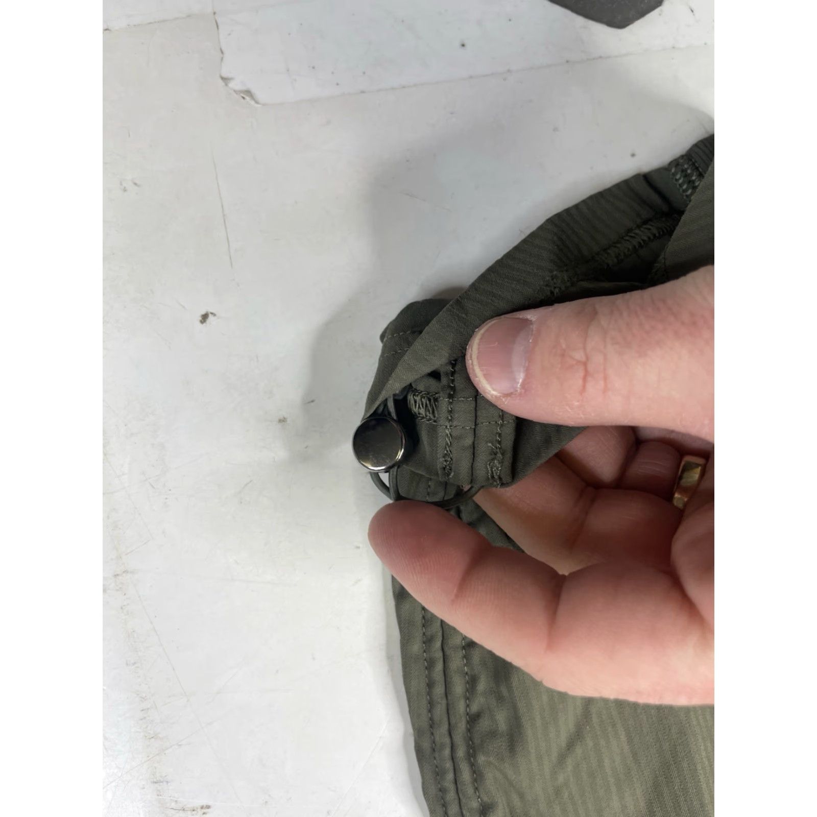 Lululemon Lululemon Dance Studio Pants Womens 4 Green Cropped Woven Nylon Spandex Athletic Straight Dance Gym Yoga Size 27" / US 4 / IT 40 - 4 Thumbnail
