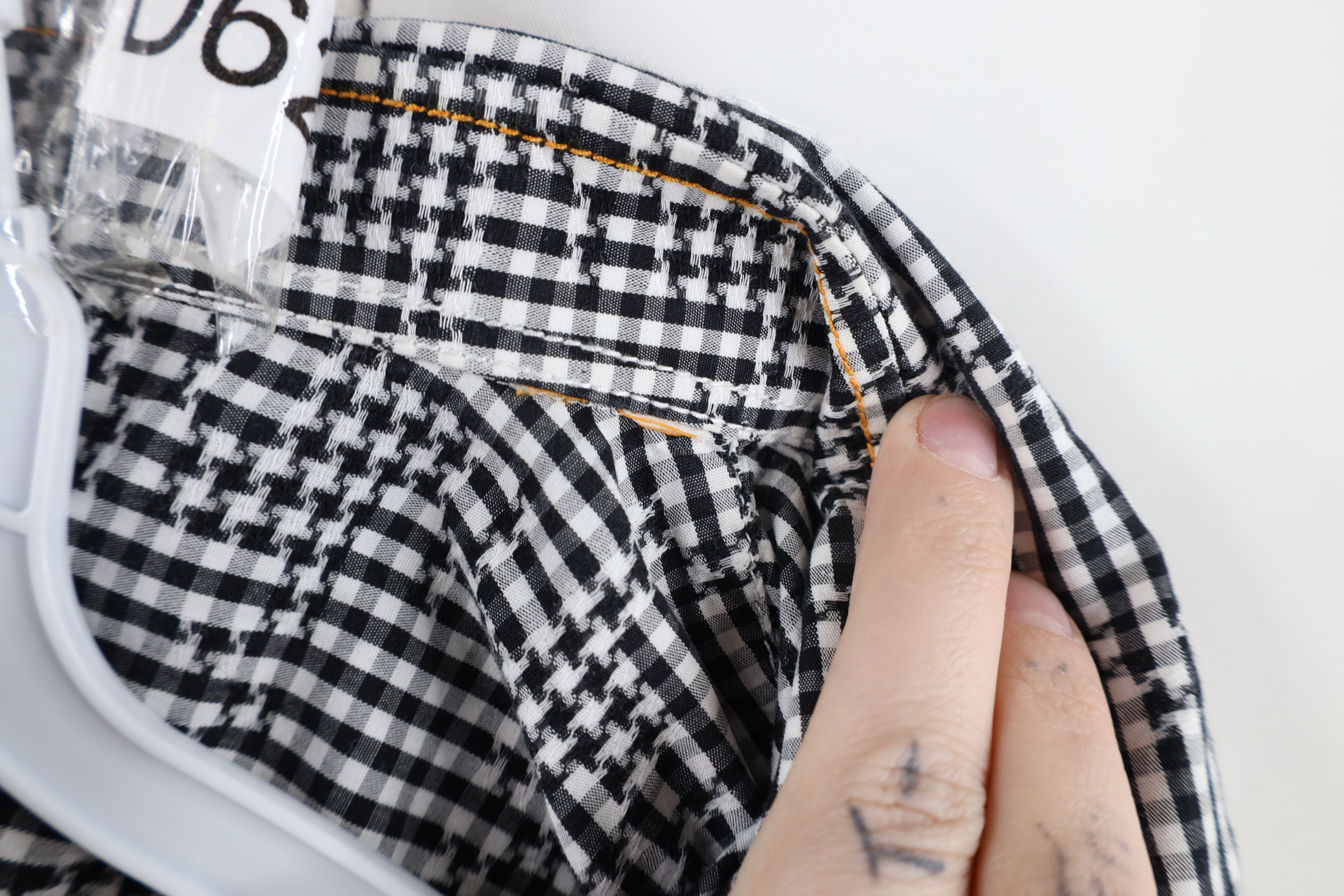 Hugo Boss × Vintage Hugo Boss Houndstooth Checkered Collared Button Shirt Black Size US S / EU 44-46 / 1 - 8 Thumbnail