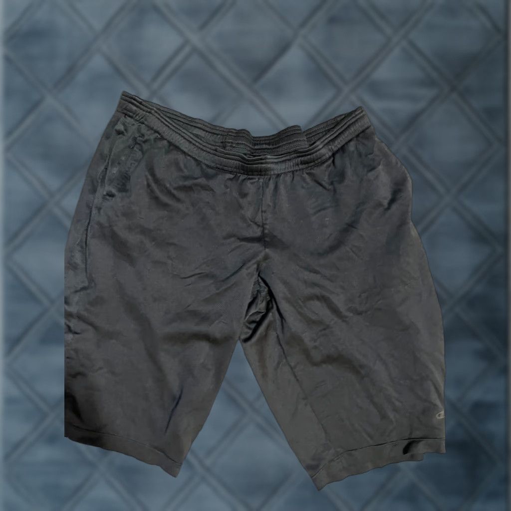 Champion Champion Shorts Men's Size Medium Black Double Dry Athletic Mens Size US 31 - 1 Thumbnail