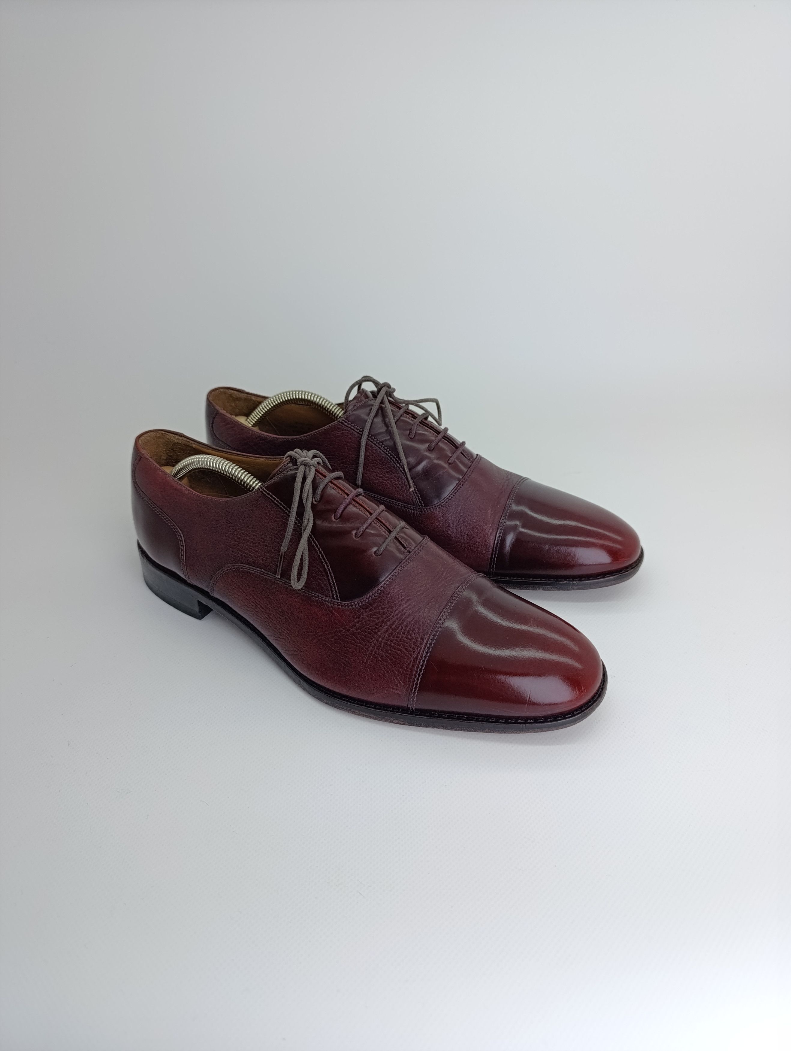 Loake LOAKE LIFESTYLE BIBURY OXFORD HAND CRAFTED Size US 10 / EU 43 - 2 Thumbnail