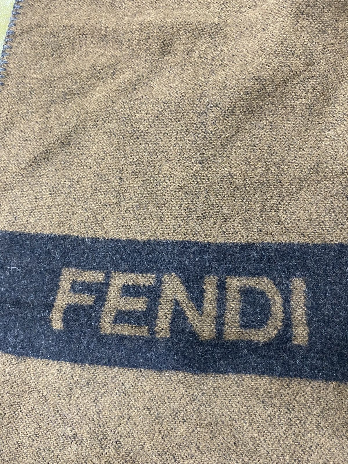Fendi Vintage Fendi 100% Wool Scarf Classic Style Unisex Size ONE SIZE - 4 Thumbnail