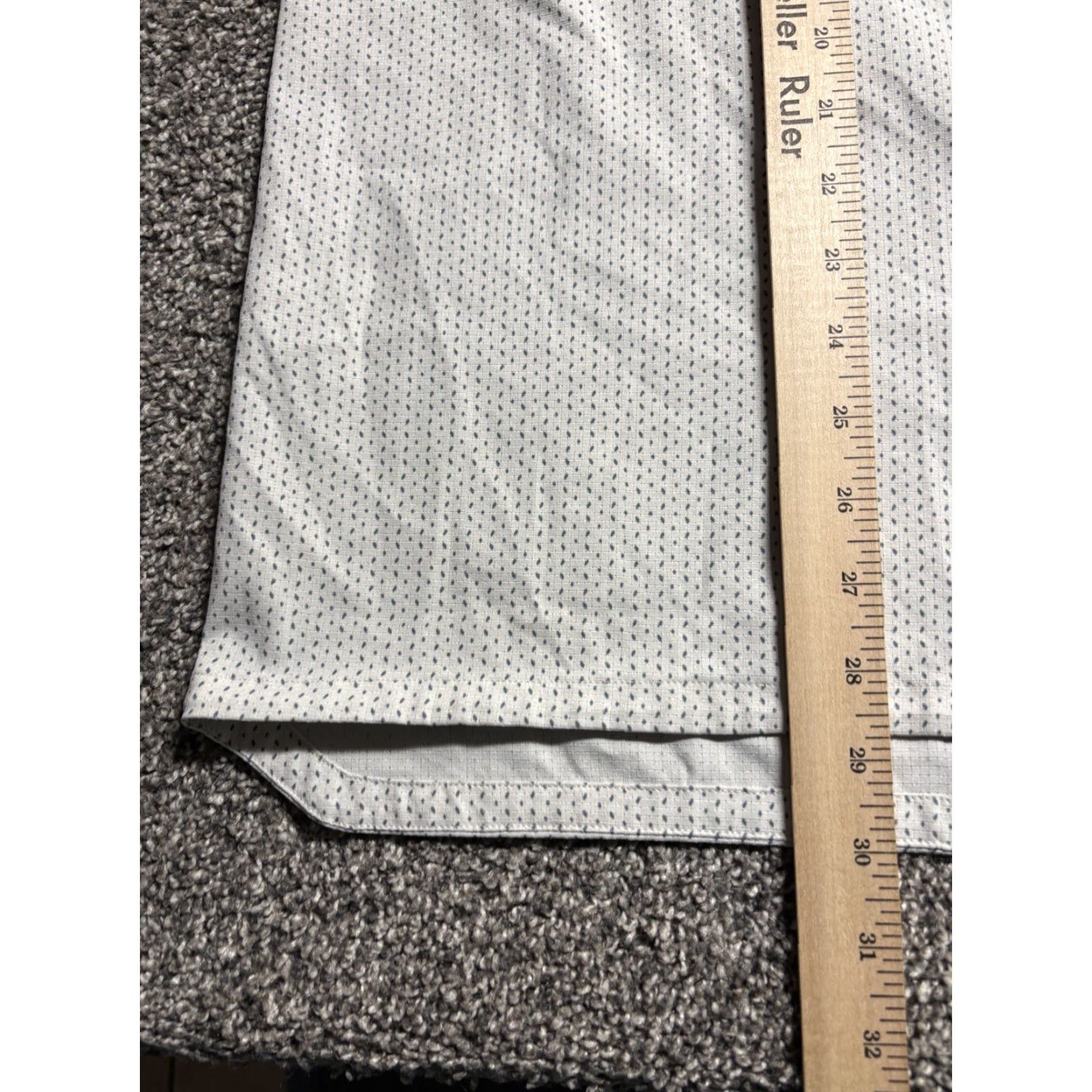 Lululemon Lululemon Shirt Mens Large Gray Snap Front Pockets Geometric All Over Print Button-Up Size US L / EU 52-54 / 3 - 5 Thumbnail
