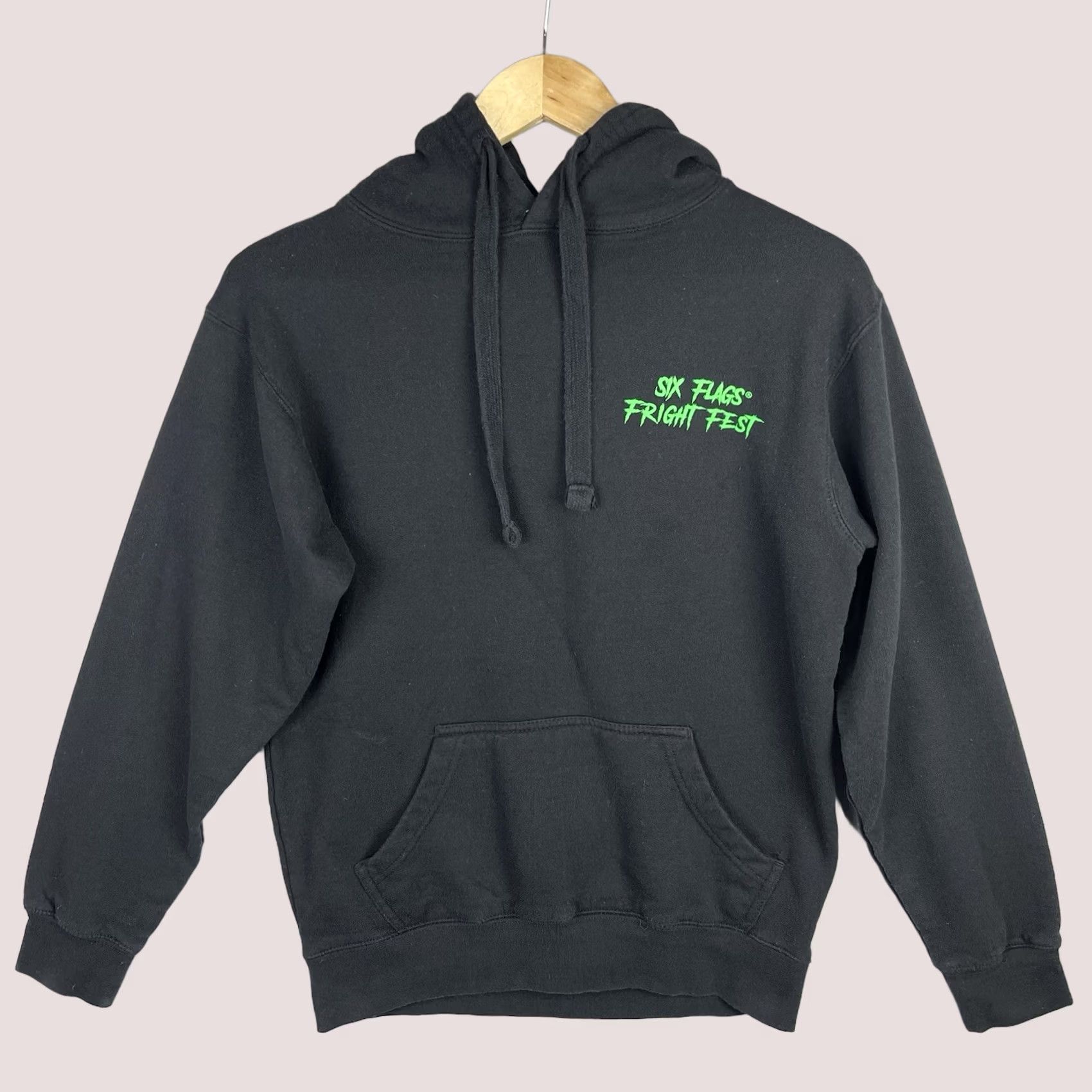 Vintage Fright Fest Hoodie Six Flags Mens Small Black Horror Sweatshirt Size US S / EU 44-46 / 1 - 1 Thumbnail