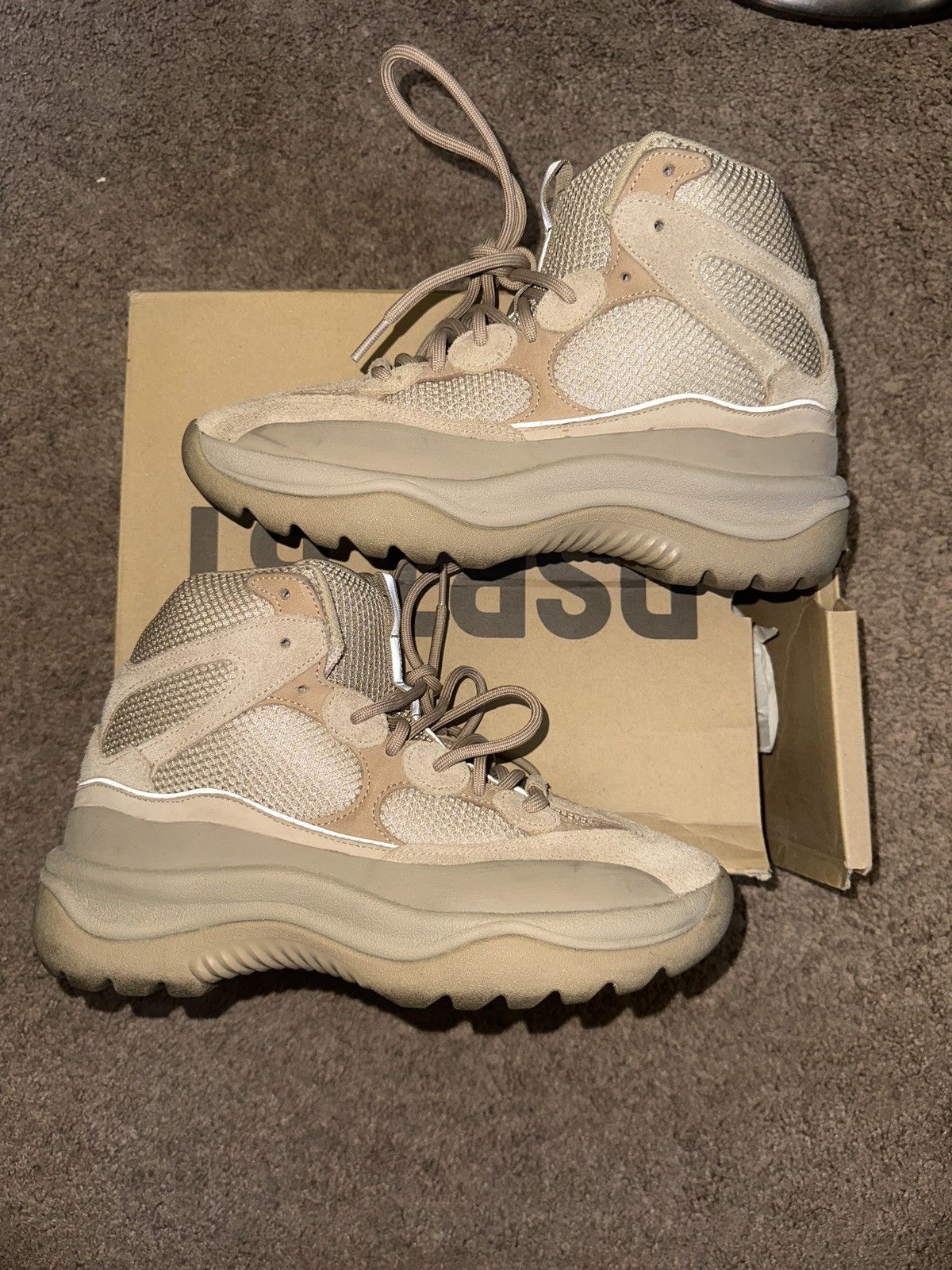Yeezy Yeezy DSRT Boot Size US 9 / EU 42 - 1 Thumbnail