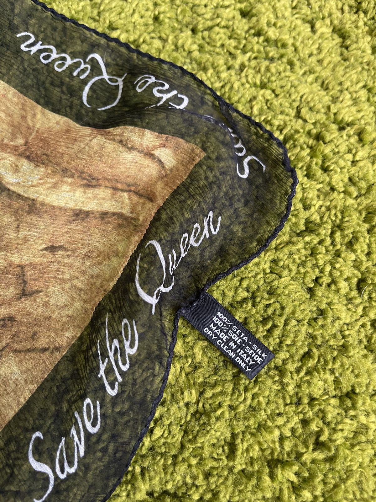 Other Save the Queen 100% silk avant garde Y2K signed scarf Size ONE SIZE - 4 Thumbnail