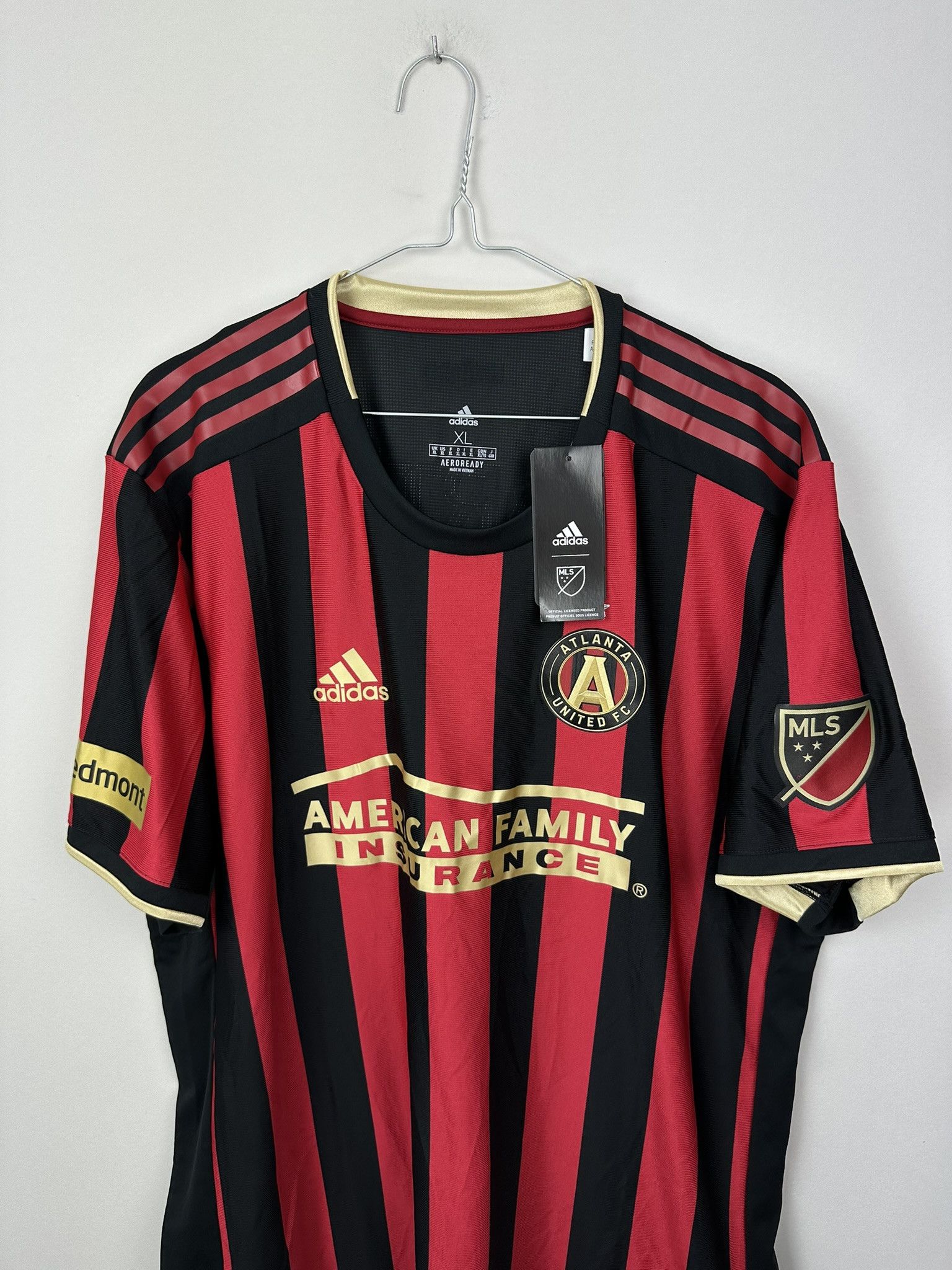 Adidas BNWT PLAYER ISSUE Atlanta United FC 2019/20 Home [XL] Size US XL / EU 56 / 4 - 3 Thumbnail